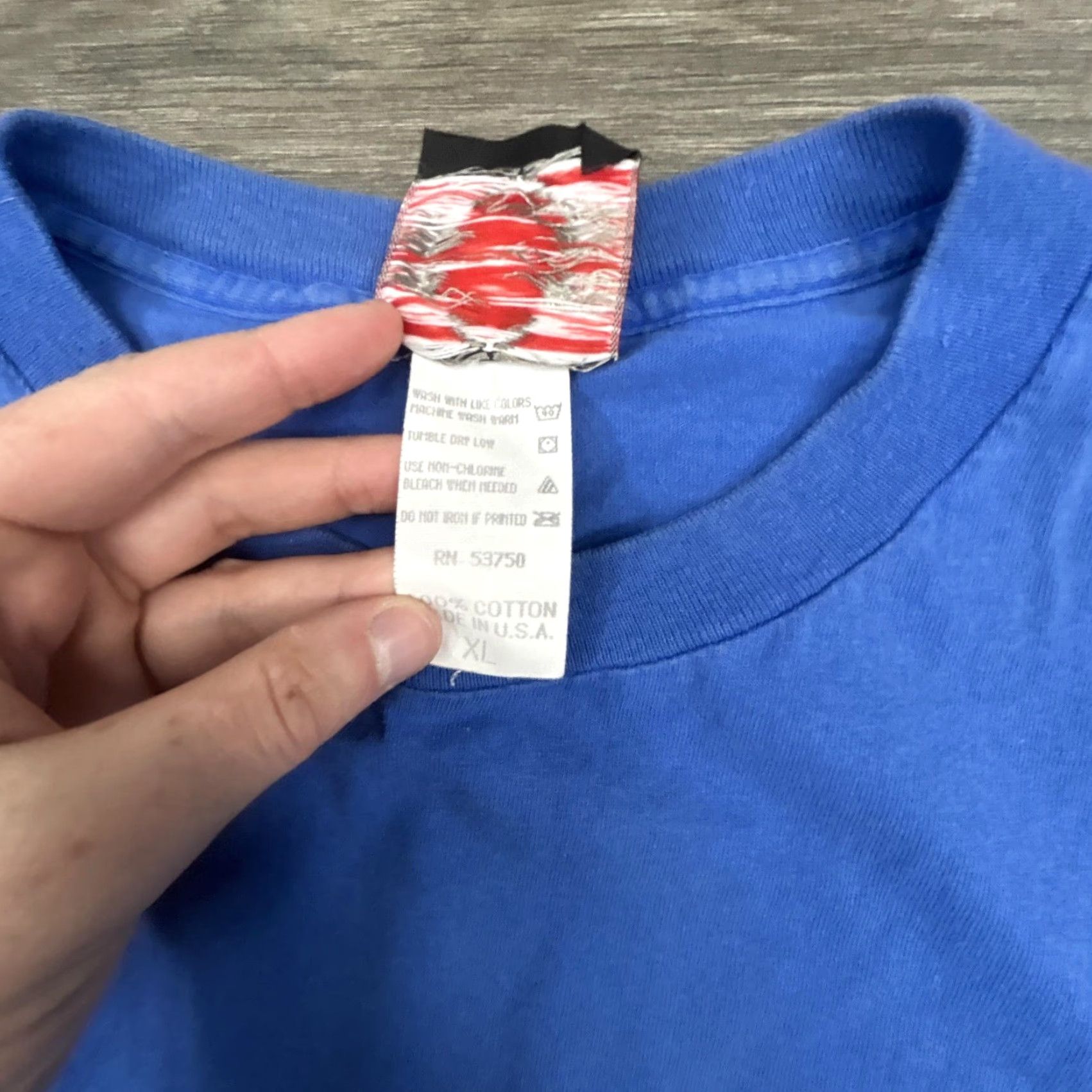 Marlboro VINTAGE Marlboro Shirt Mens XL Blue Ski Snowboard Pocket Graphic 90s Crew Neck Short Sleeve T-Shirt Size US XL / EU 56 / 4 - 5 Thumbnail