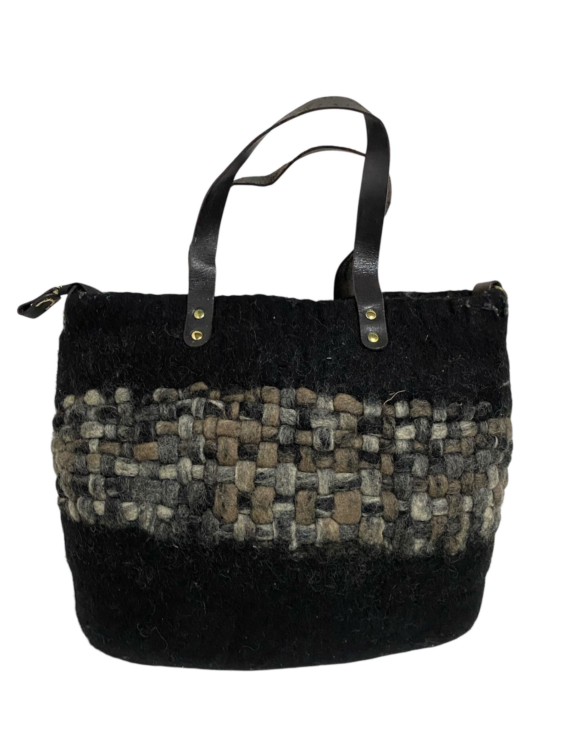 Handmade Wool Handmade Bag Size ONE SIZE - 1 Thumbnail