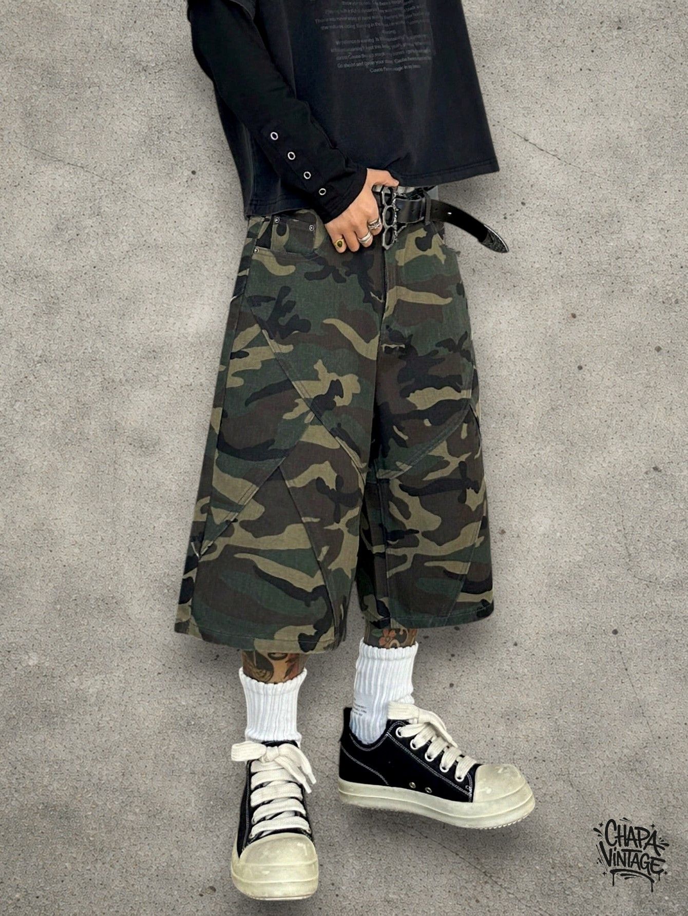 Vintage Camo military shorts Size US 34 / EU 50 - 2 Thumbnail