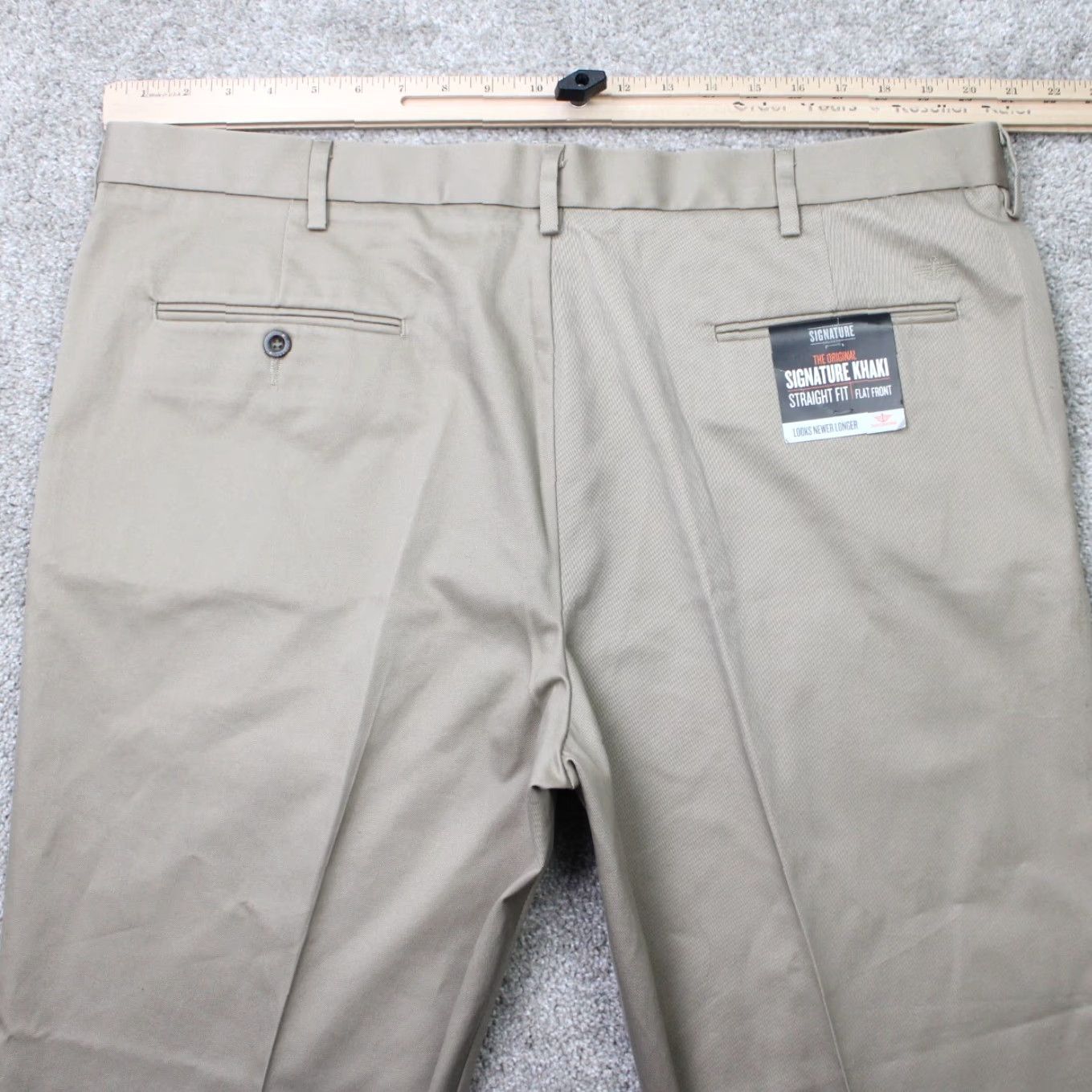 Dockers Dockers Pants Mens 42x30 Beige Signature Khaki Straight Fit Chino Flat Front NWT Size US 42 / EU 58 - 6 Thumbnail