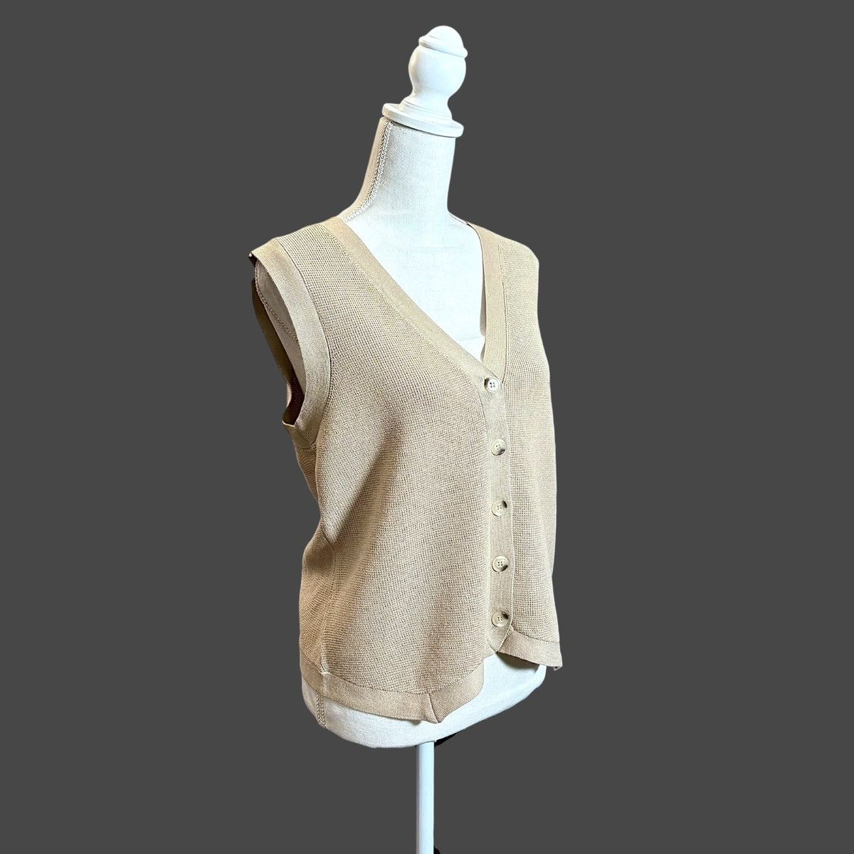 Other Cyrus Women’s Beige Cream Sweater Vest Sz M Size M / US 6-8 / IT 42-44 - 7 Thumbnail