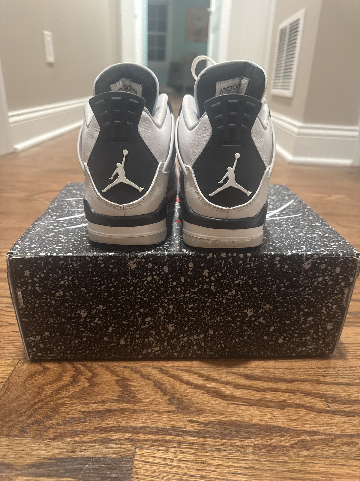 Jordan Brand Air Jordan 4 Retro Military Blacks Size US 6.5 / IT 36.5 - 3 Thumbnail