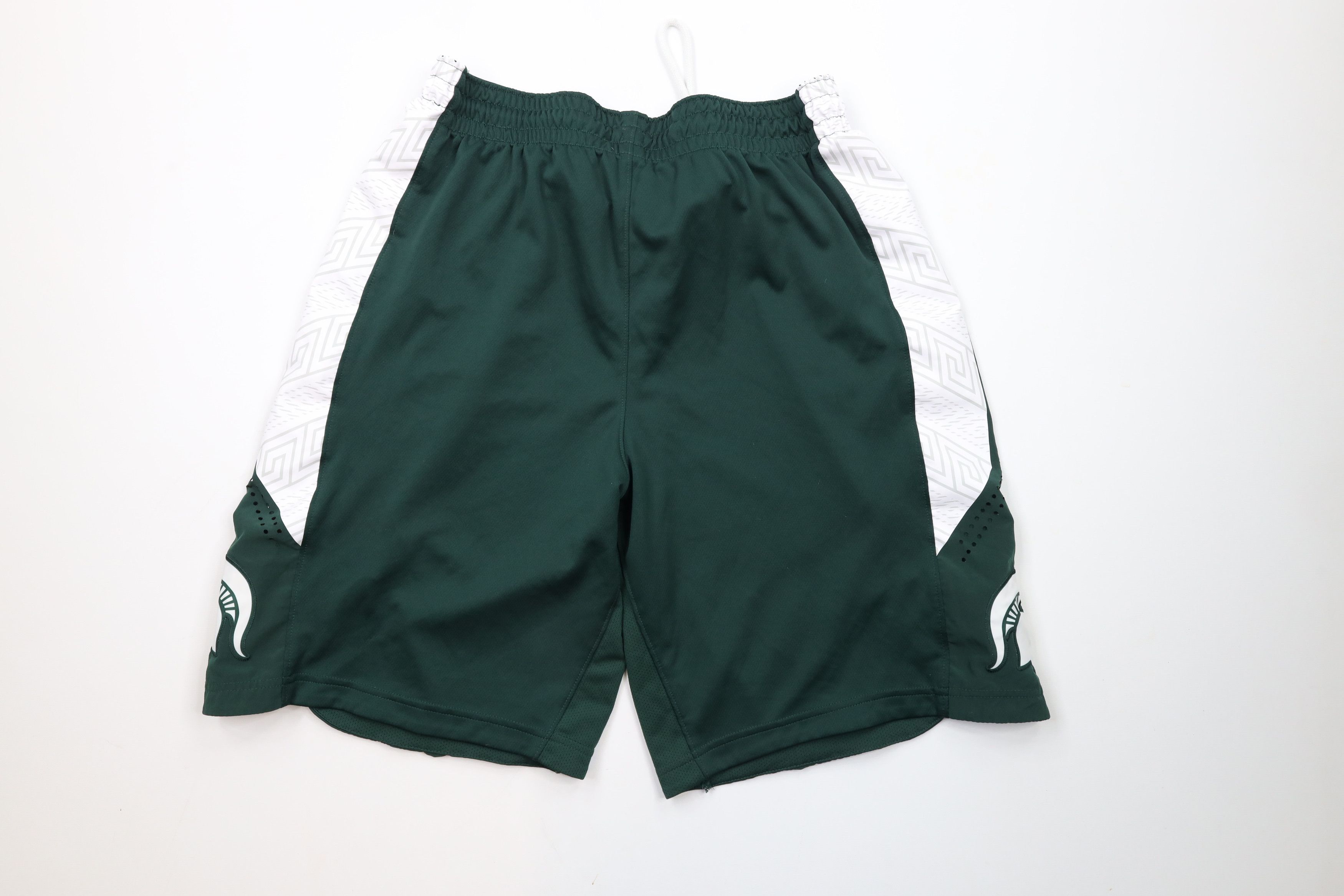 Nike × Vintage Nike Authentics Heavyweight University Basketball Shorts Size US 34 / EU 50 - 9 Thumbnail