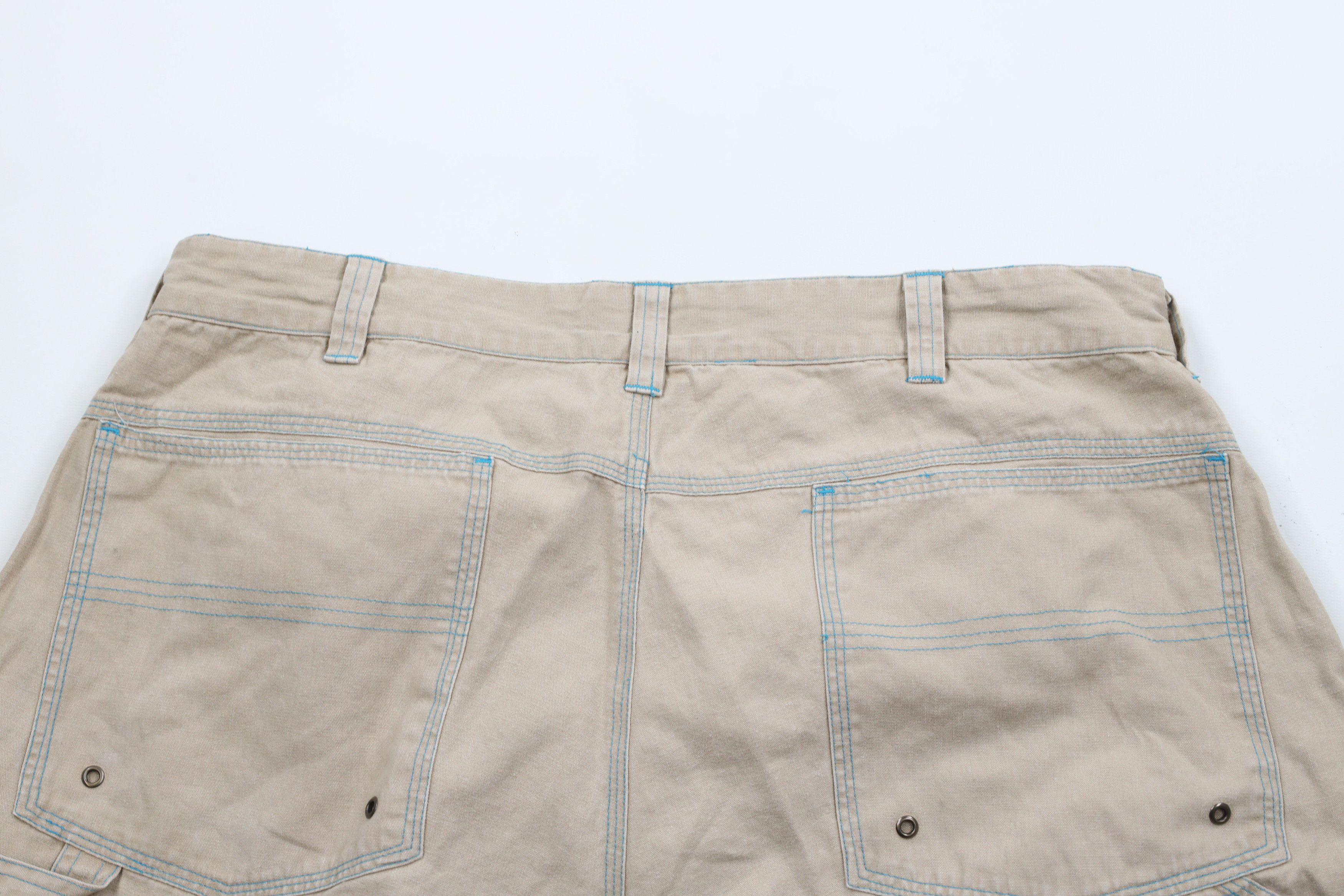 Vintage Vintage 90s Streetwear Fit Big Pocket Cargo Shorts Beige Size US 36 / EU 52 - 9 Thumbnail