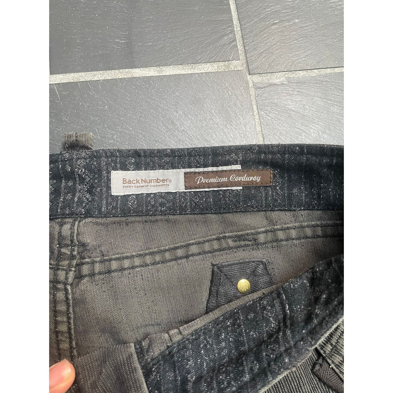 Japanese Brand Premium Corduroy Pants Cargo Japanese Brand Size 32 Size US 32 / EU 48 - 3 Thumbnail