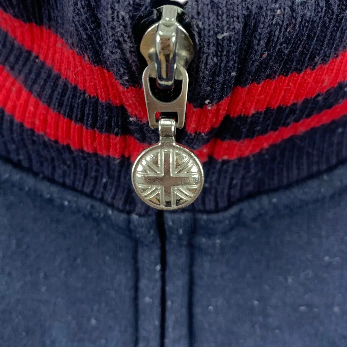 Lonsdale Vintage LONSDALE LONDON Embossed Center Logo Size US L / EU 52-54 / 3 - 10 Thumbnail