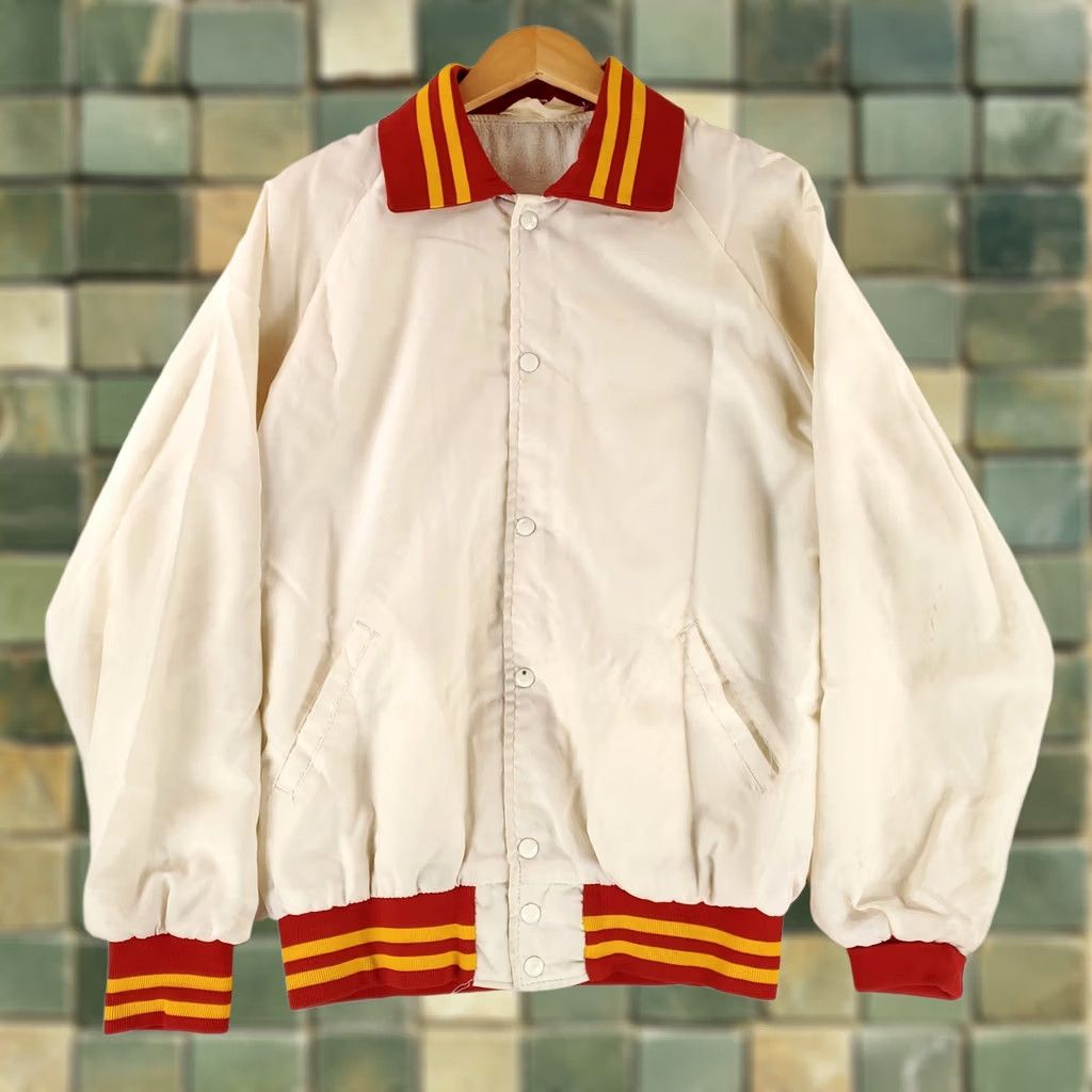 Vintage VINTAGE Iowa State Gem Satin Bomber Jacket Mens L White 70s 80s Snap Sportswear Size US L / EU 52-54 / 3 - 1 Thumbnail