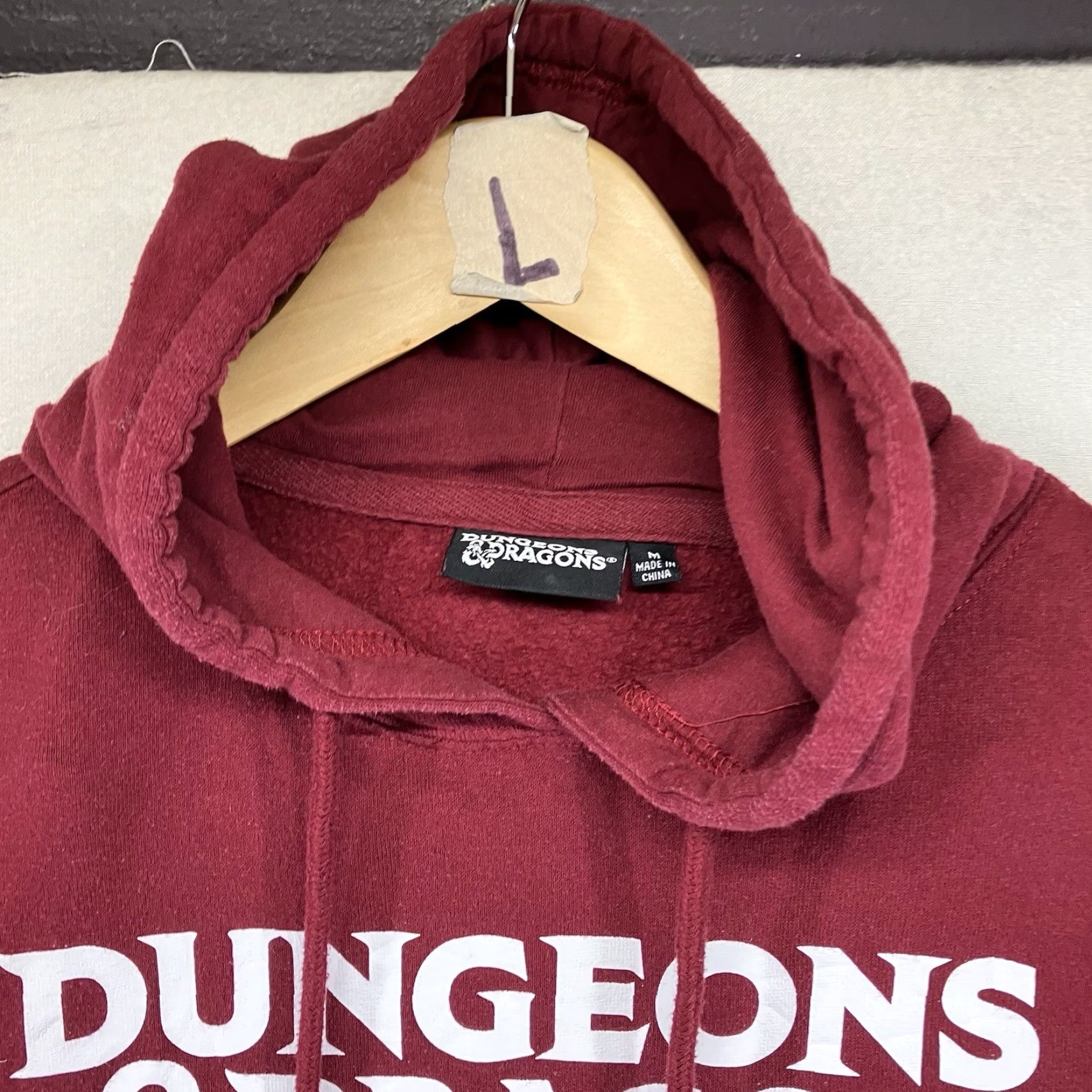 Vintage Dungeons & Dragons Hoodie Adult Medium Red Graphic Dragon Pullover Lightweight Pocket Hooded 80s Retro Mens Size US M / EU 48-50 / 2 - 5 Thumbnail