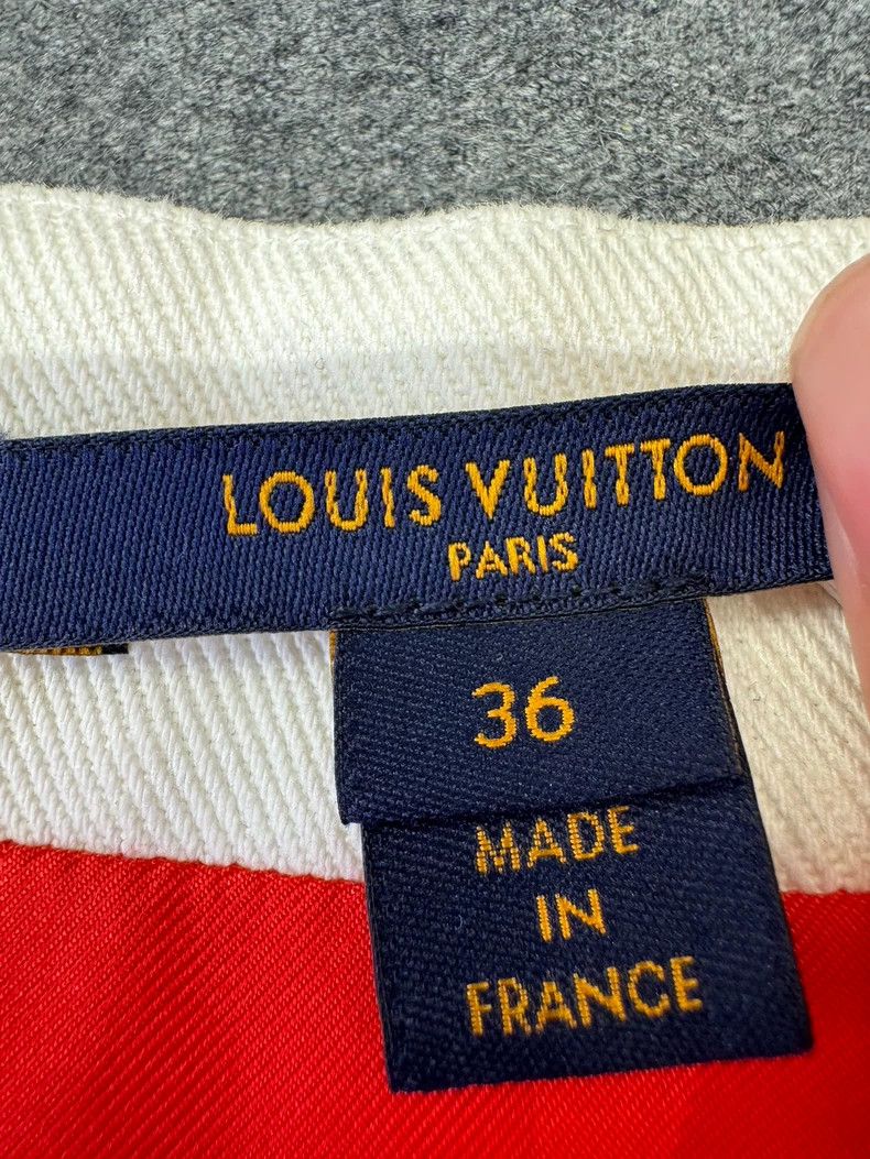 Louis Vuitton Louis Vuitton Large LOgo presbyopic logo skirt Size 35" - 3 Thumbnail
