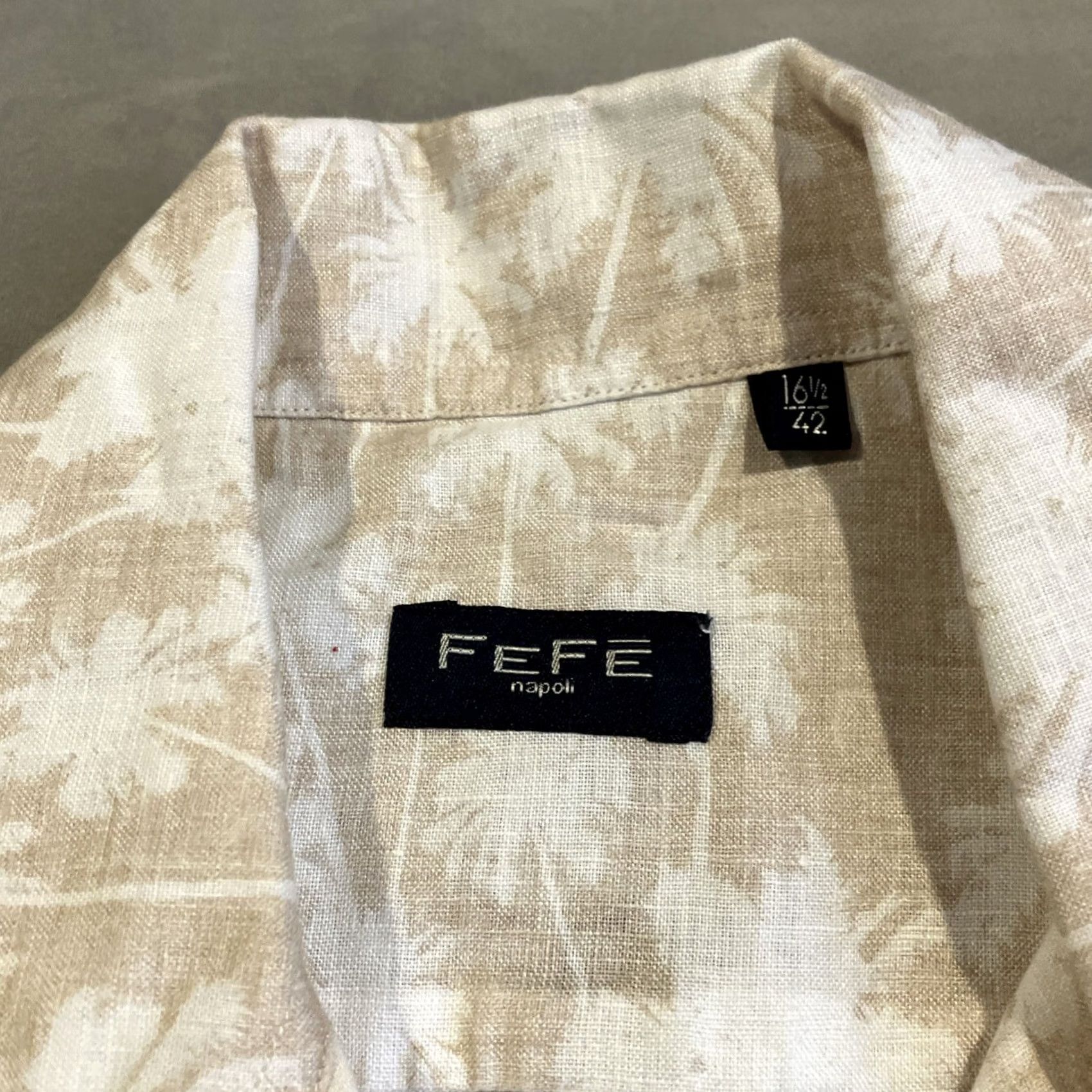 Vintage FEFE Shirt Short Sleeve 100% Linen Hawaiian Palm Tree Pattern L Beige Mens Regular Button-Up Size US L / EU 52-54 / 3 - 3 Thumbnail