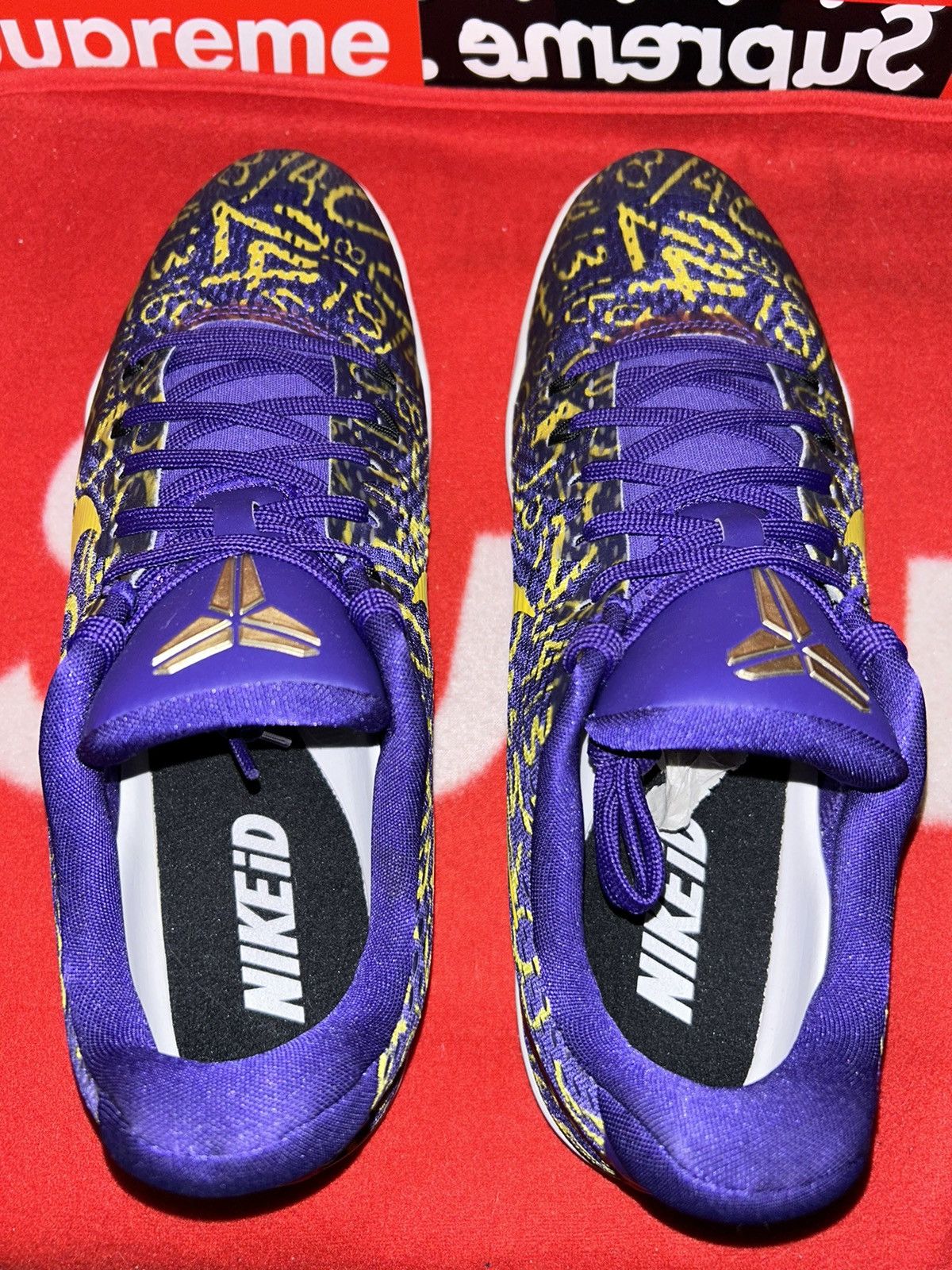 Nike Nike Kobe 11 'Mamba Day' ID 865773-991 size 12 Size US 12 / EU 45 - 4 Thumbnail
