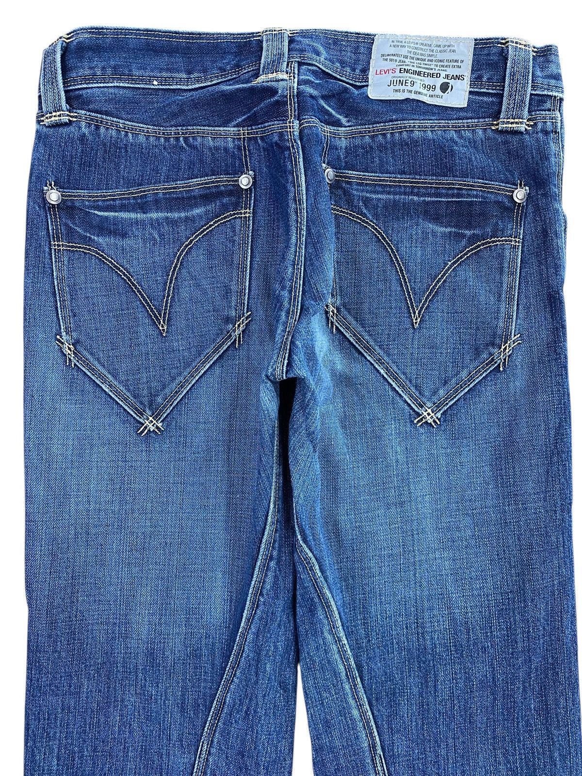 Levi's Levi’s Blue Wash Ripped Whiskered Style Skinny Jeans Size US 30 / EU 46 - 4 Thumbnail