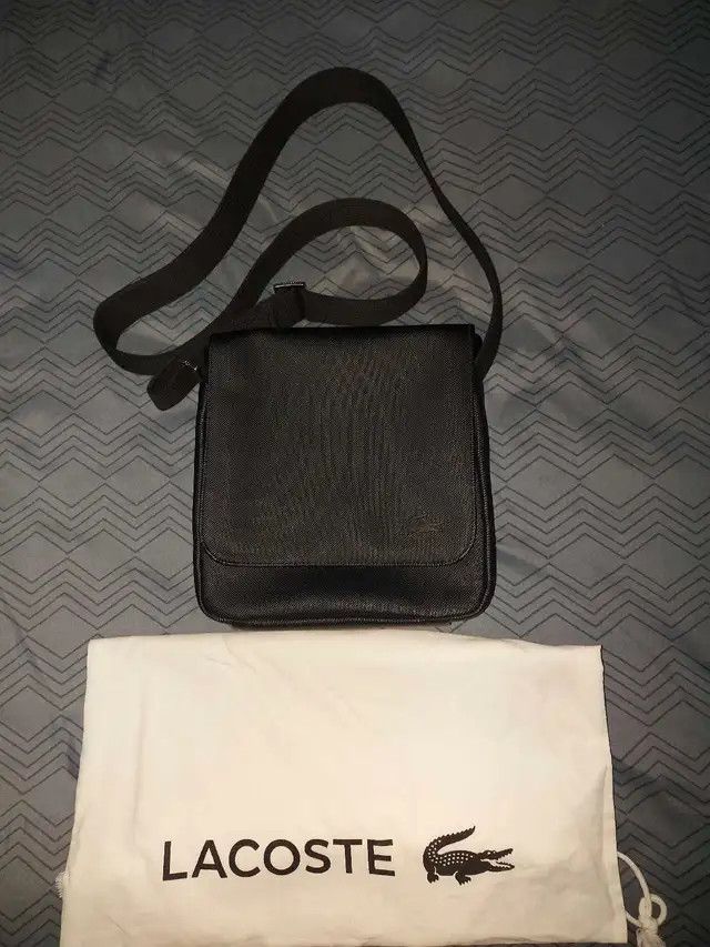 Lacoste Lacoste Classic Flap Messenger Bag Size ONE SIZE - 1 Thumbnail