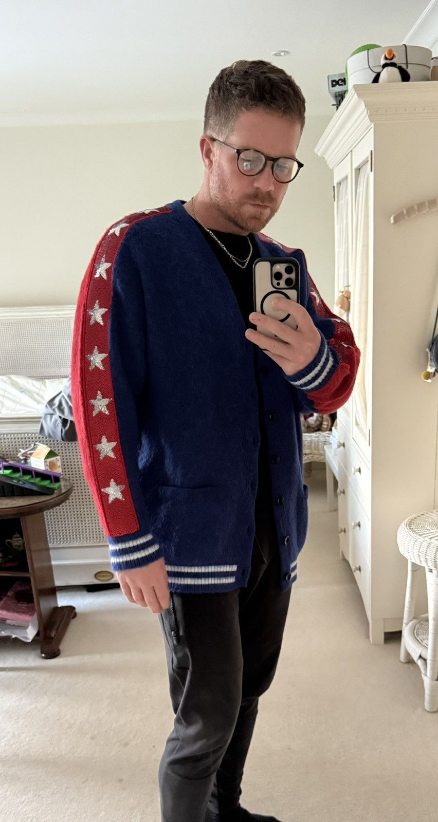 Celine $3.2k 🤑 SS23 Celine embellished sequin star cardigan alpaca Size US M / EU 48-50 / 2 - 11 Thumbnail