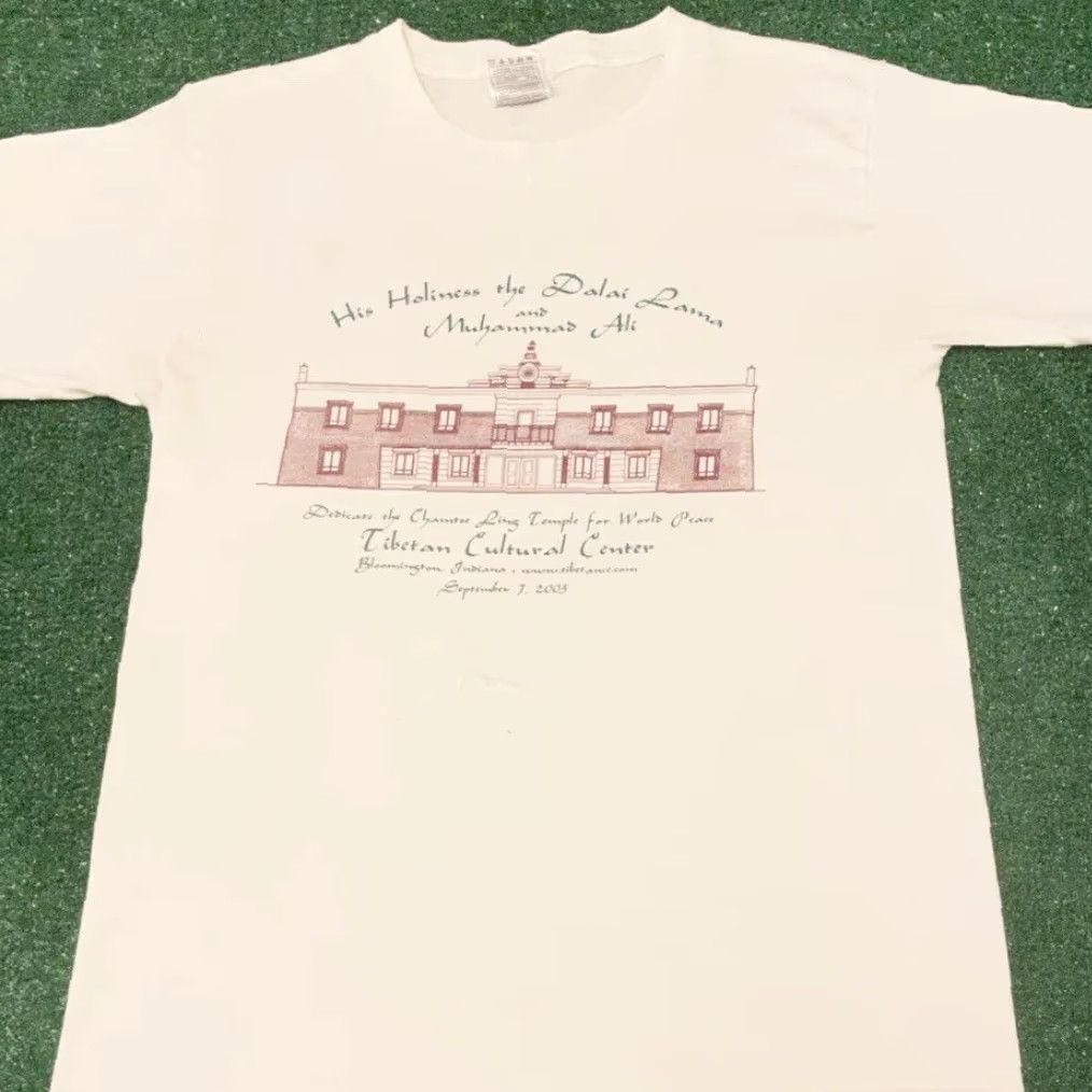 Vintage VINTAGE 90s Dalai Lama Muhammad Ali Peace Tibetan Cultural Center Shirt Mens S White Size US S / EU 44-46 / 1 - 4 Thumbnail