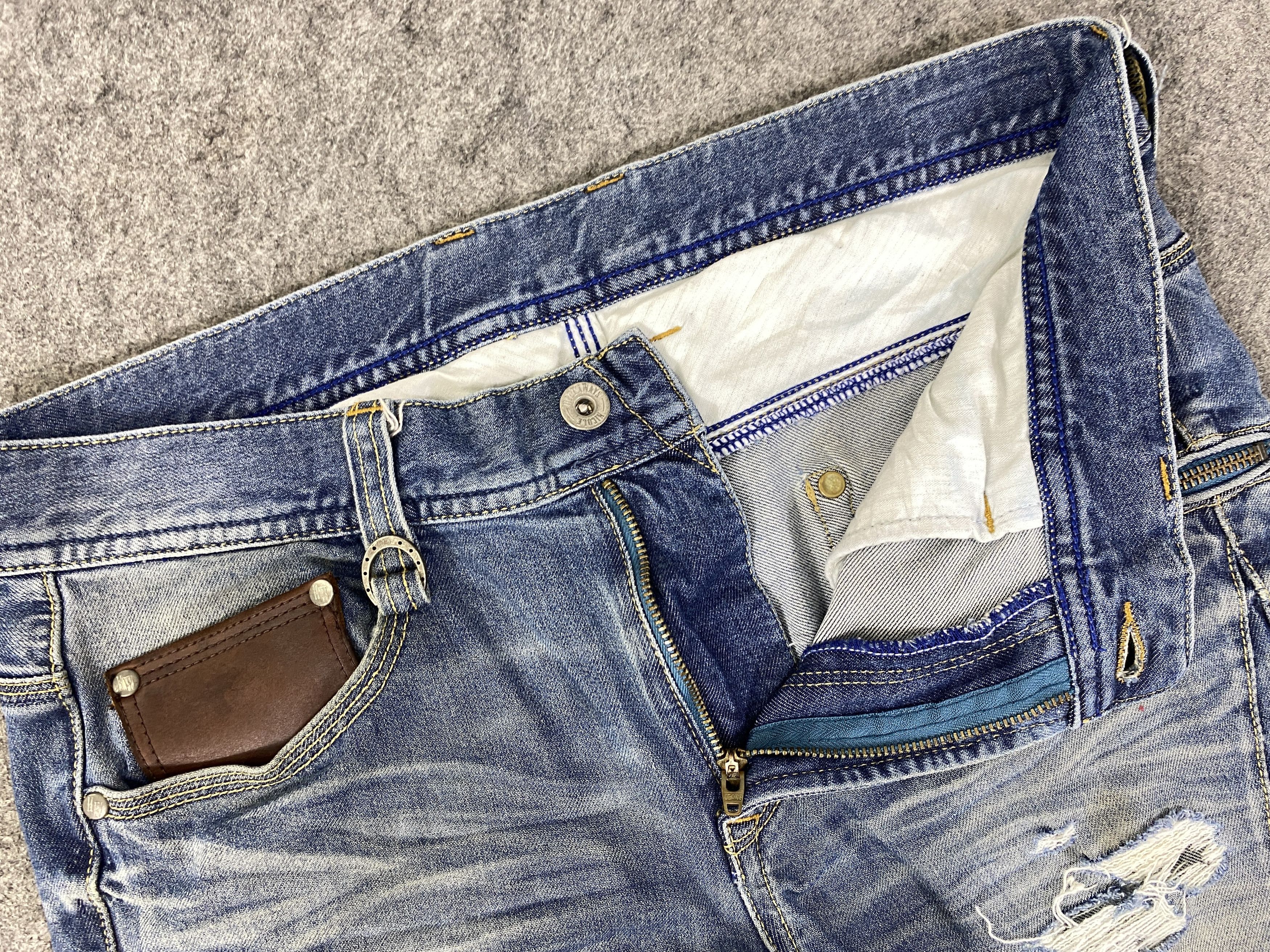 Japanese Brand Faded Blue Vintage Nicole Jeans 32x29 Denim- JN3264 Size US 32 / EU 48 - 6 Thumbnail