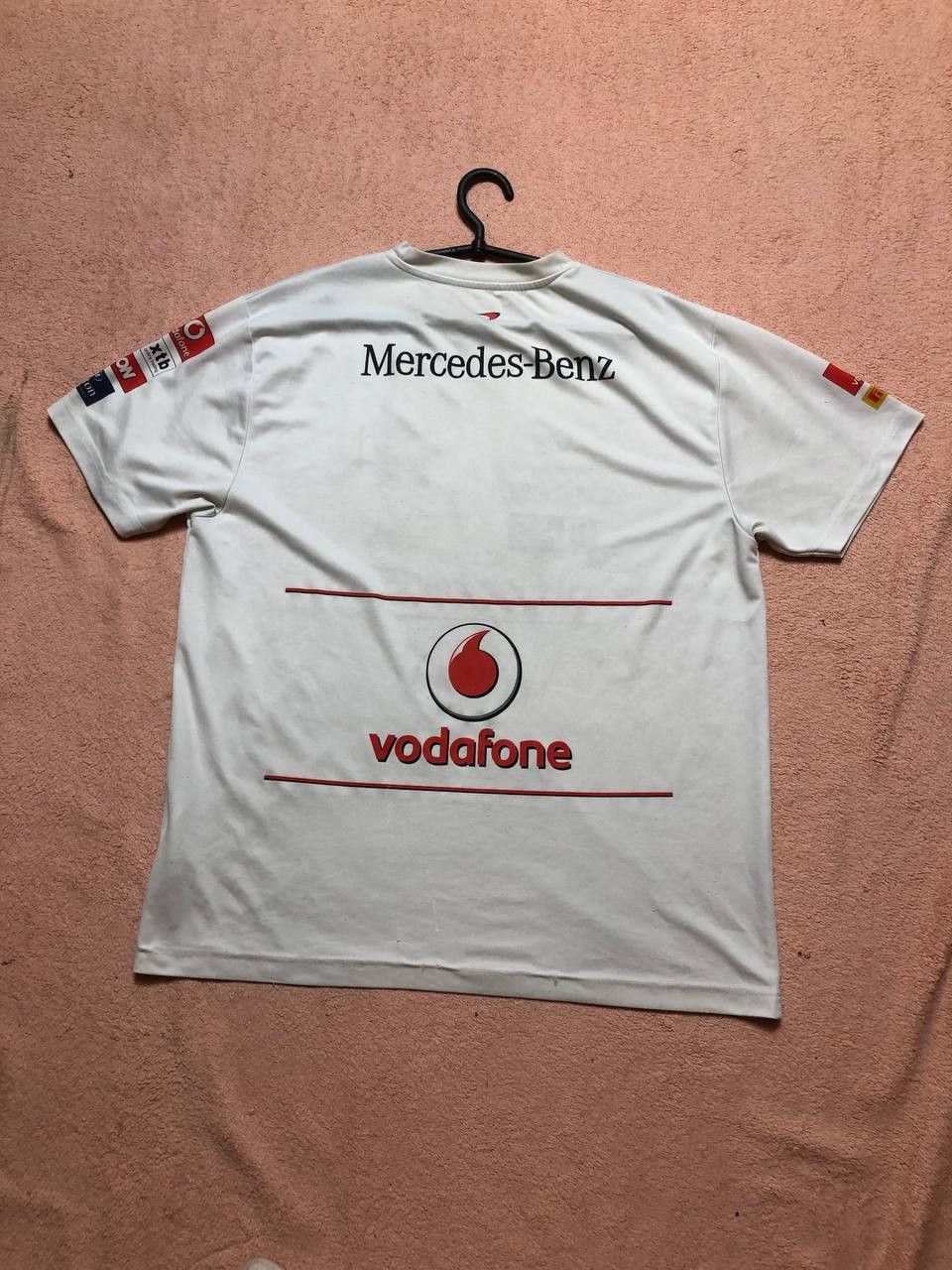 Mercedes-Benz Vintage Vodafone McLaren Mercedes Jersey Size XL Size US XL / EU 56 / 4 - 21 Thumbnail