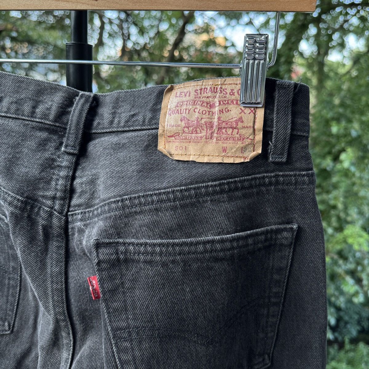 Levi's Vintage 1980s Levi's 501 Black Denim Jeans USA ERD Grunge Size US 30 / EU 46 - 10 Thumbnail