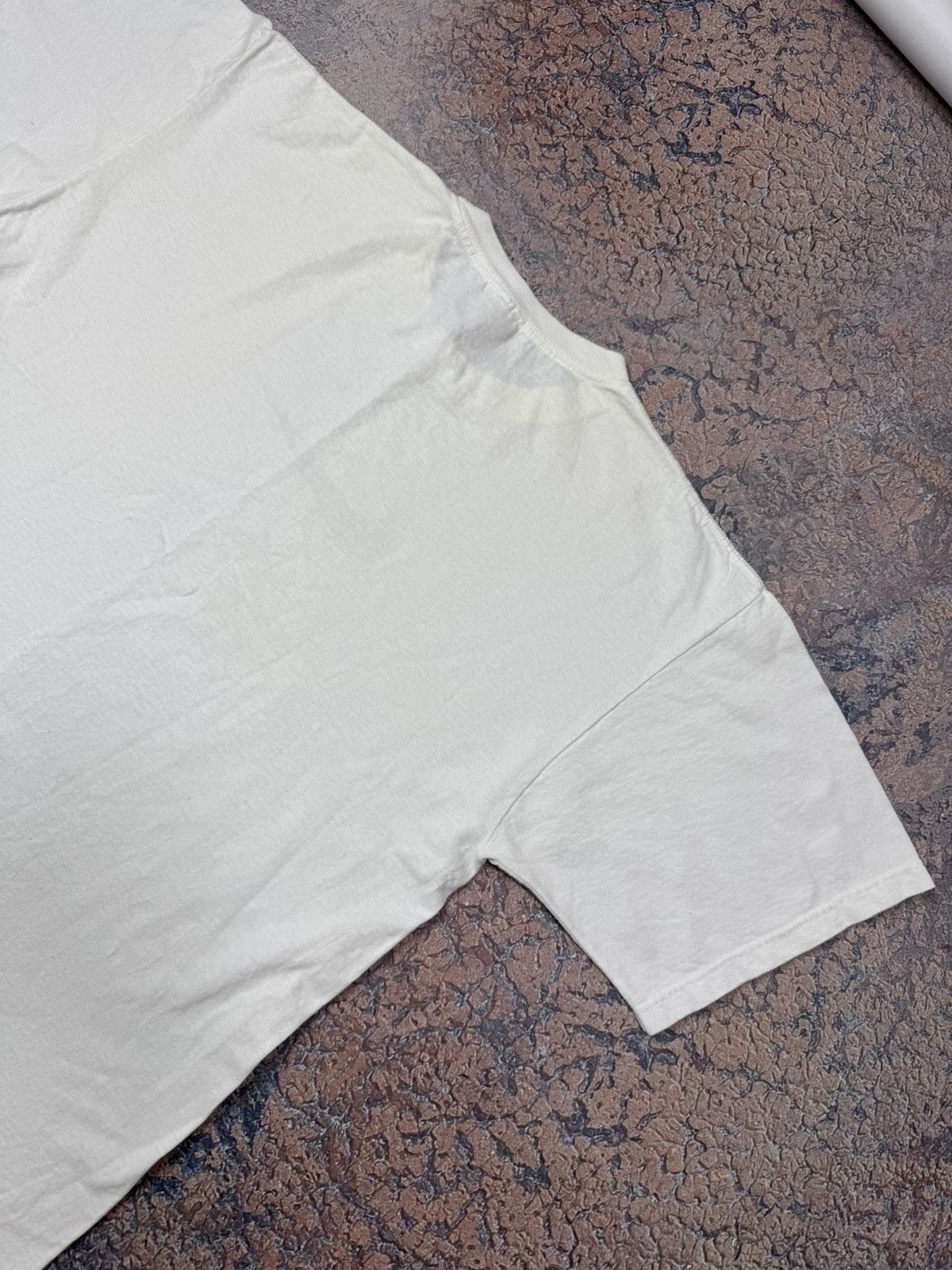 Nike Vintage 90s Nike t shirt big logo Swoosh y2k RARE Size US L / EU 52-54 / 3 - 11 Thumbnail