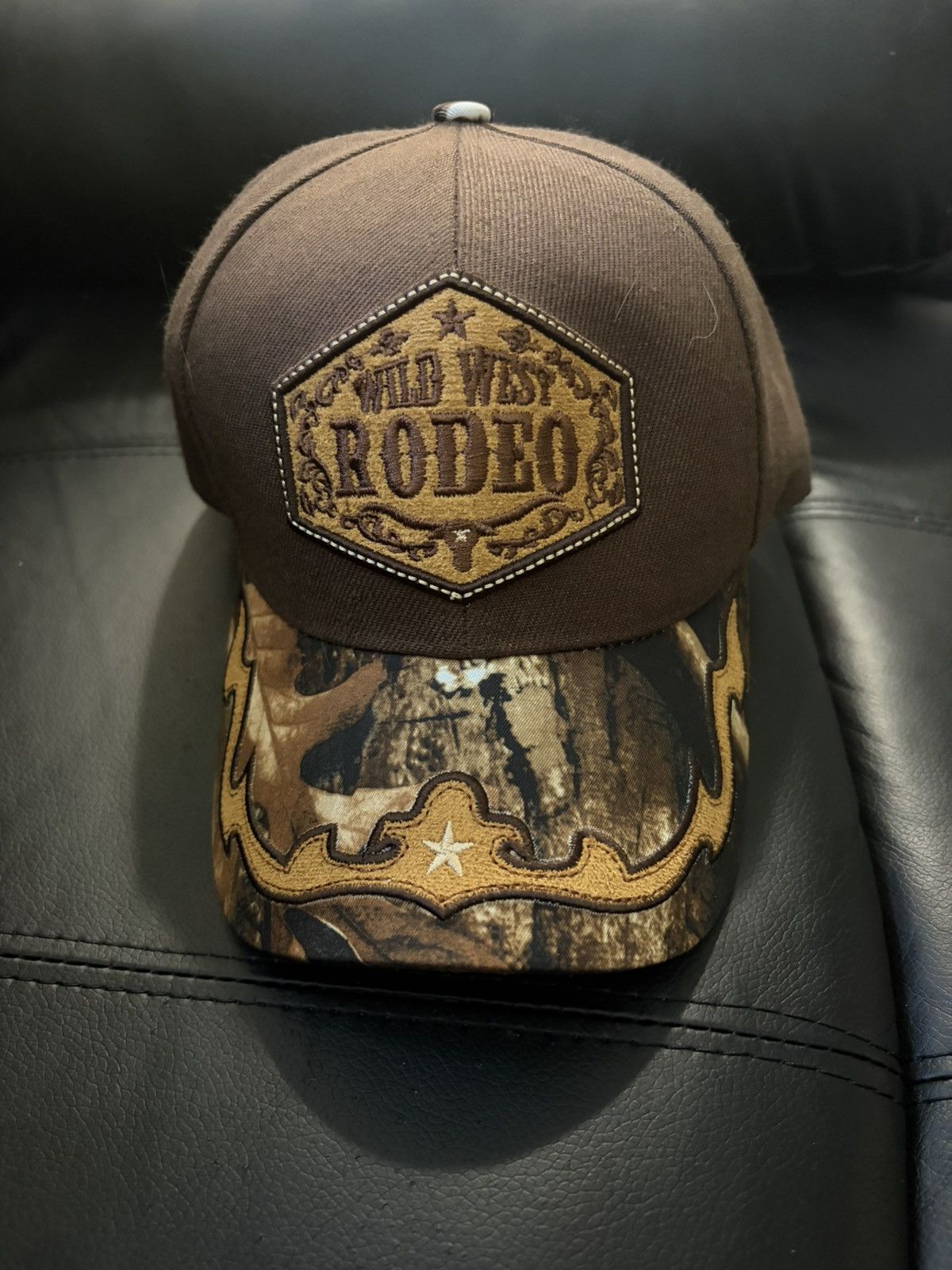 Vintage VINTAGE CAMO EMBROIDERED RODEO ADJUSTABLE CAP Size ONE SIZE - 1 Thumbnail