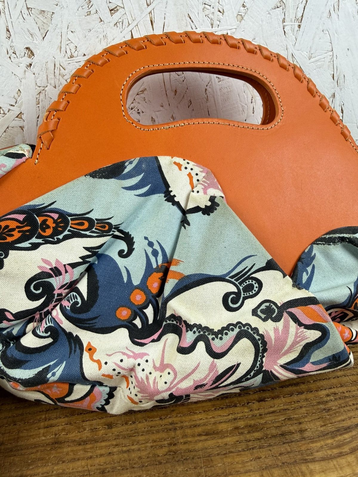 Vivienne Westwood Vivienne Westwood 2Way Multicolor Heart Handbag Shoulder Bag Size ONE SIZE - 6 Thumbnail