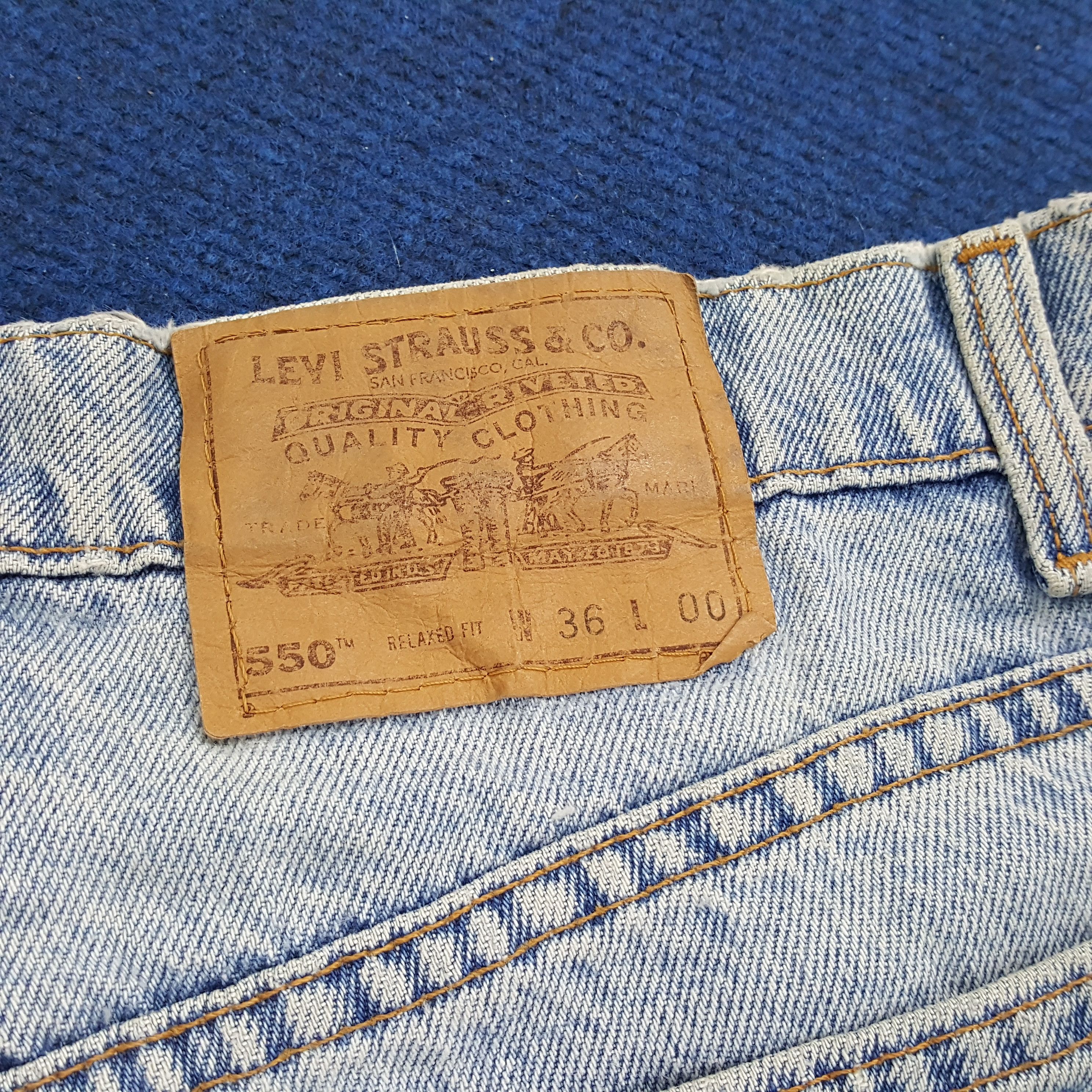 Levi's × Vintage Vintage Levi's 550 Short Denim Jeans Size US 34 / EU 50 - 14 Thumbnail