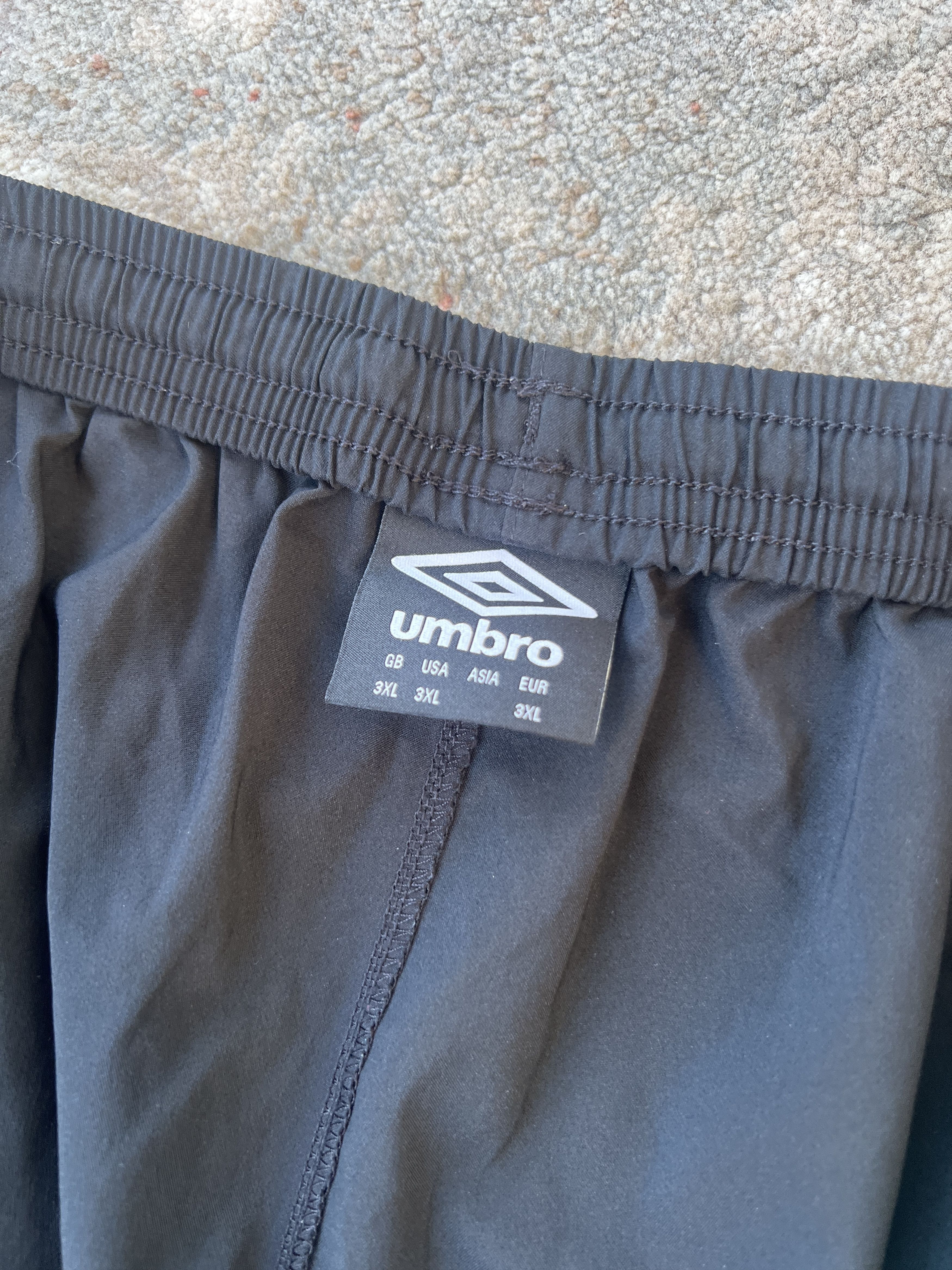 Umbro Umbro Werder Bremen Shorts Size US 38 / EU 54 - 3 Thumbnail