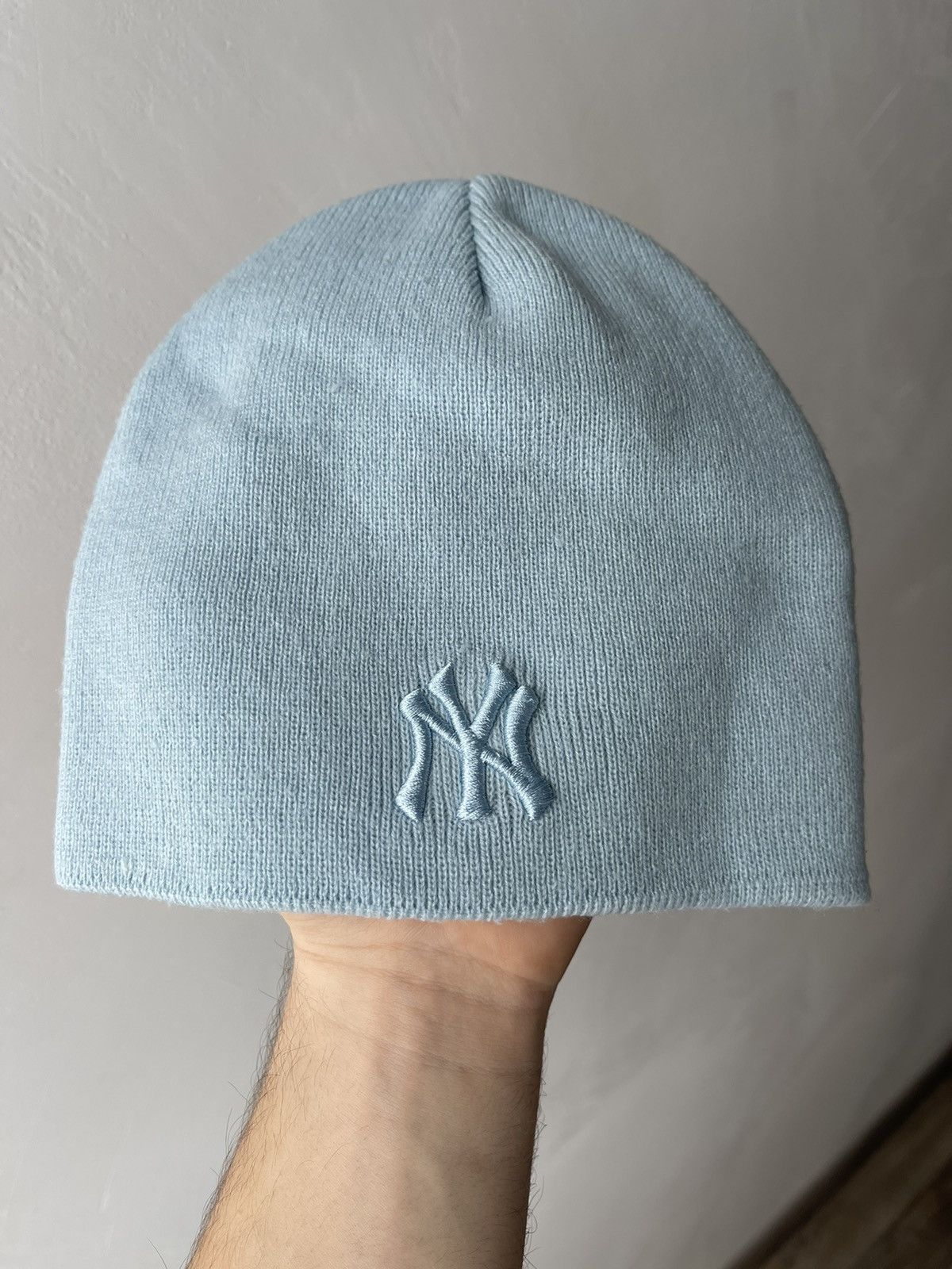 New York Yankees Vintage New York Yankees blue Beanie Hat Logo Y2K unisex Size ONE SIZE - 2 Thumbnail