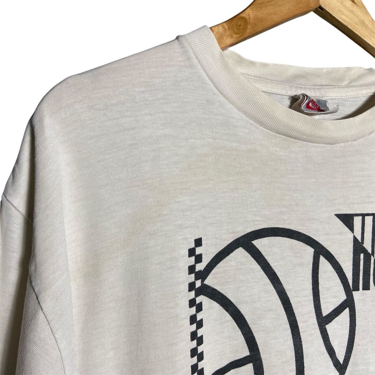 Nike × Vintage Vintage 90s Nike Hoop Basketball T-Shirt Size US L / EU 52-54 / 3 - 6 Thumbnail