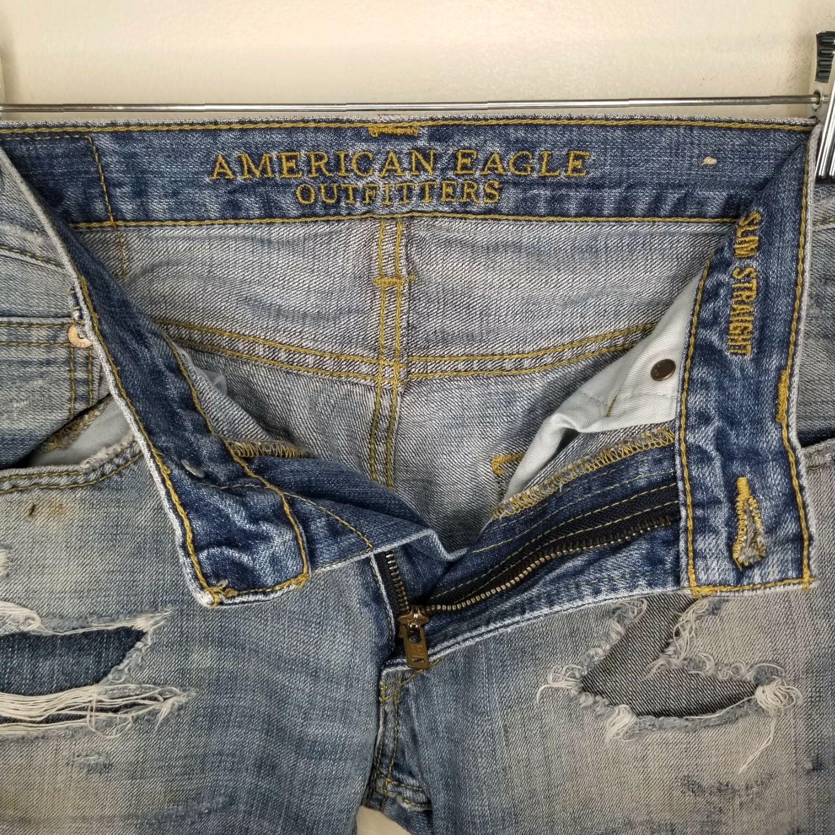 American Eagle Outfitters American Eagle Jeans Mens Slim Straight 29x30 Blue Distressed Ripped Regular Inseam 30 Size US 29 - 3 Thumbnail