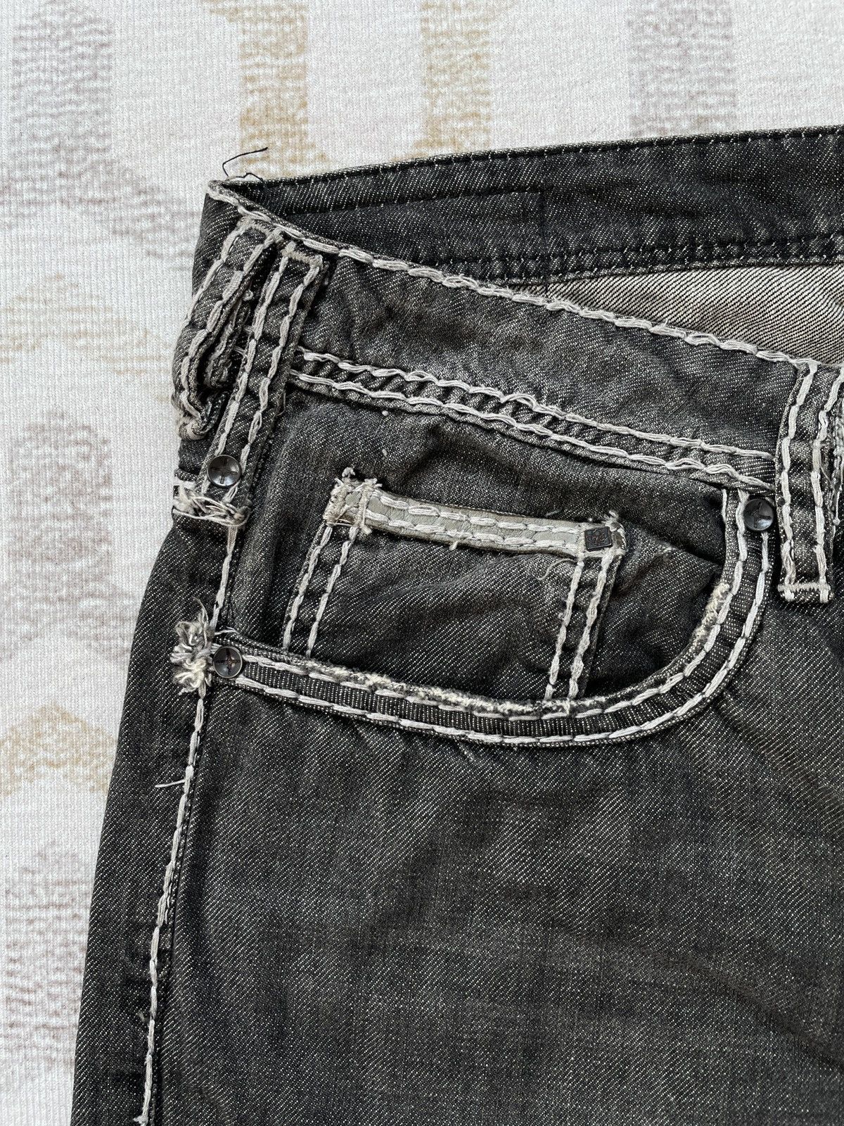 Buffalo David Bitton Buffalo David Bitton Deakon Jeans Size US 36 / EU 52 - 6 Thumbnail
