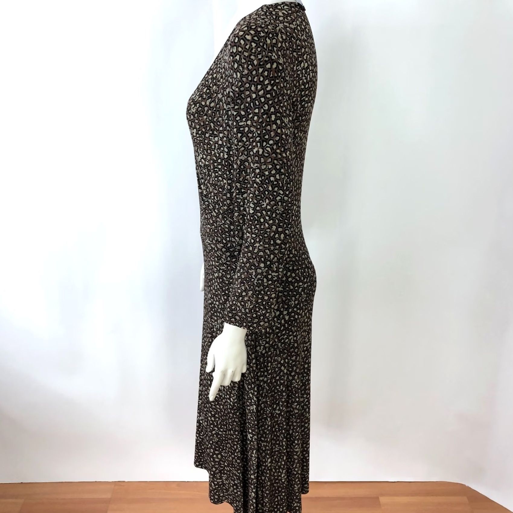 Vintage Chico's Travelers A-Line Faux Wrap Midi Dress Animal Print Brown Women's Slinky 1 V-Neck Long Sleeve Casual Travel Size XS / US 0-2 / IT 36-38 - 3 Thumbnail