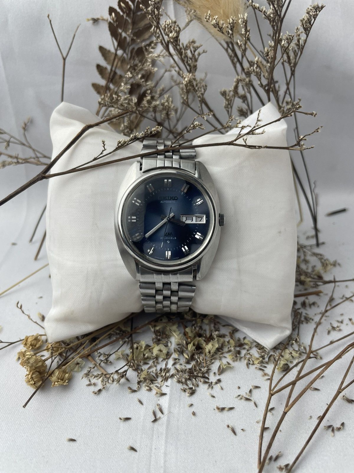Seiko SEIKO LM BLUE PRISM GLASS Size 38 - 1 Thumbnail
