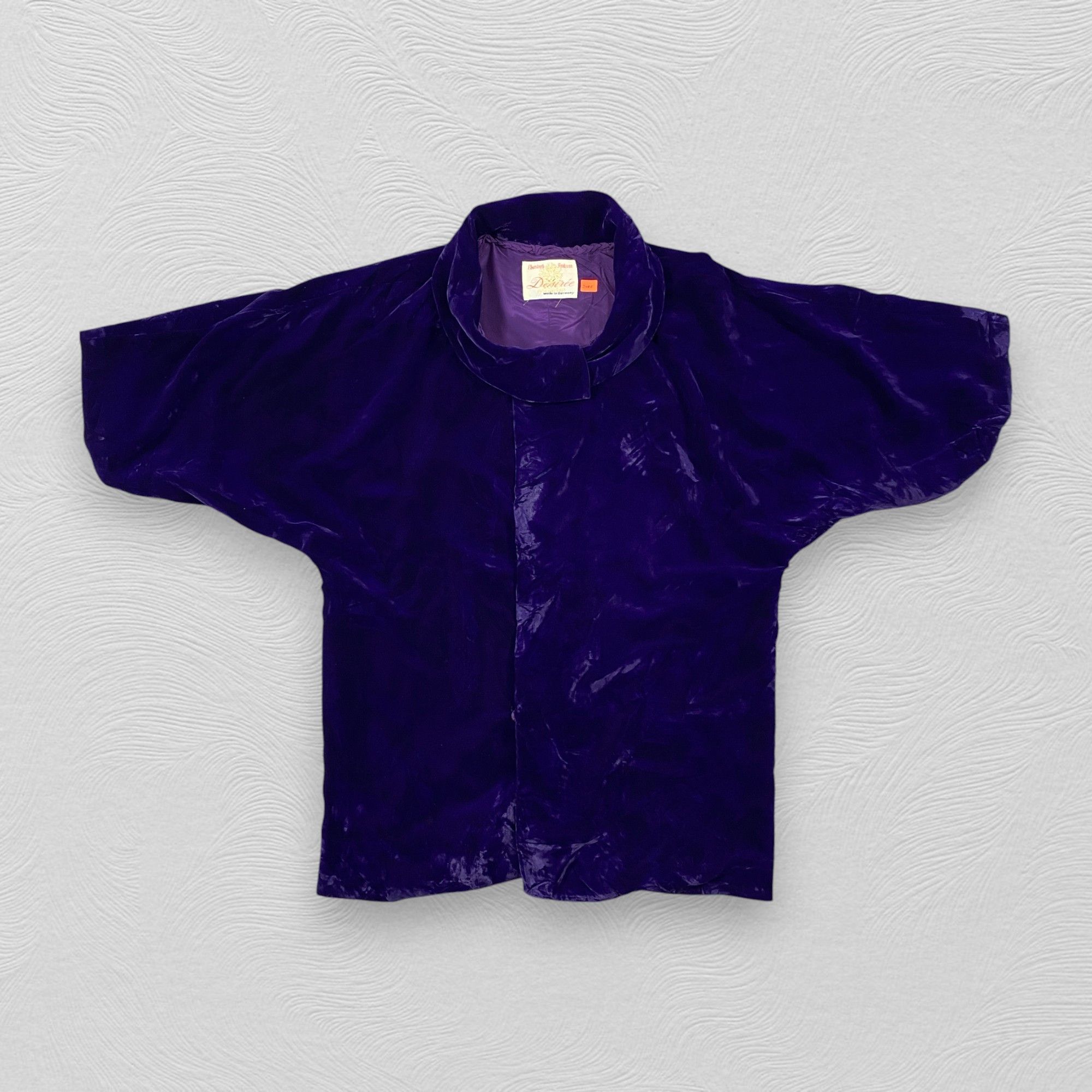 Yohji Yamamoto Vintage Germany Velvet Yohji Yamomoto Style Jkt Coat- J485 Size US M / EU 48-50 / 2 - 1 Thumbnail