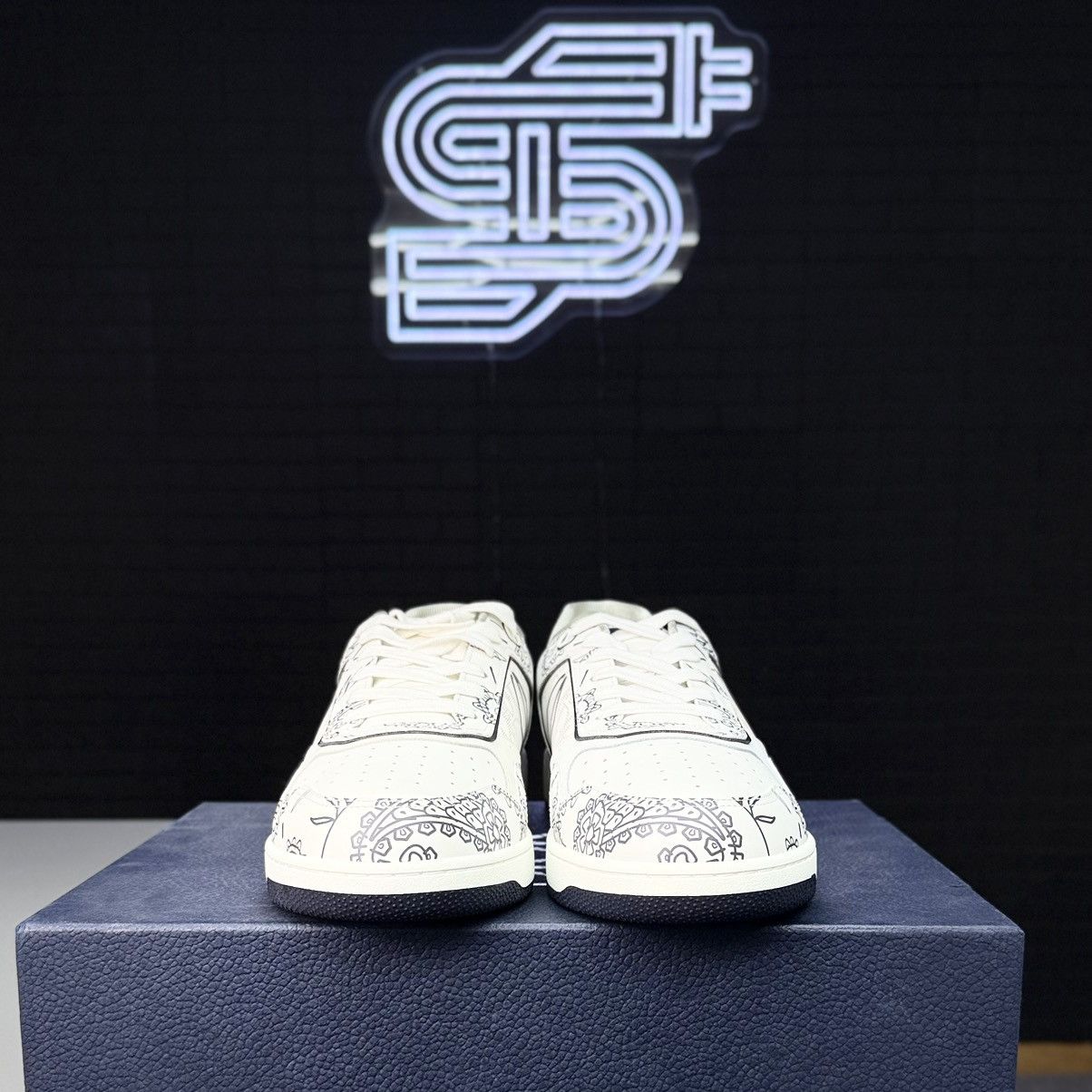 Dior Dior B27 Paisley Sneaker Size US 14 / EU 47 - 3 Thumbnail