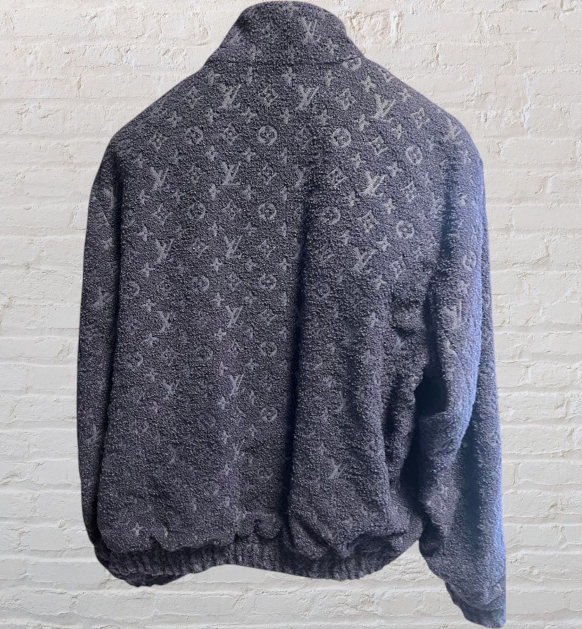 Louis Vuitton Louis Vuitton LV Monogram Logo Teddy Fleece Jacket Size US M / EU 48-50 / 2 - 2 Thumbnail