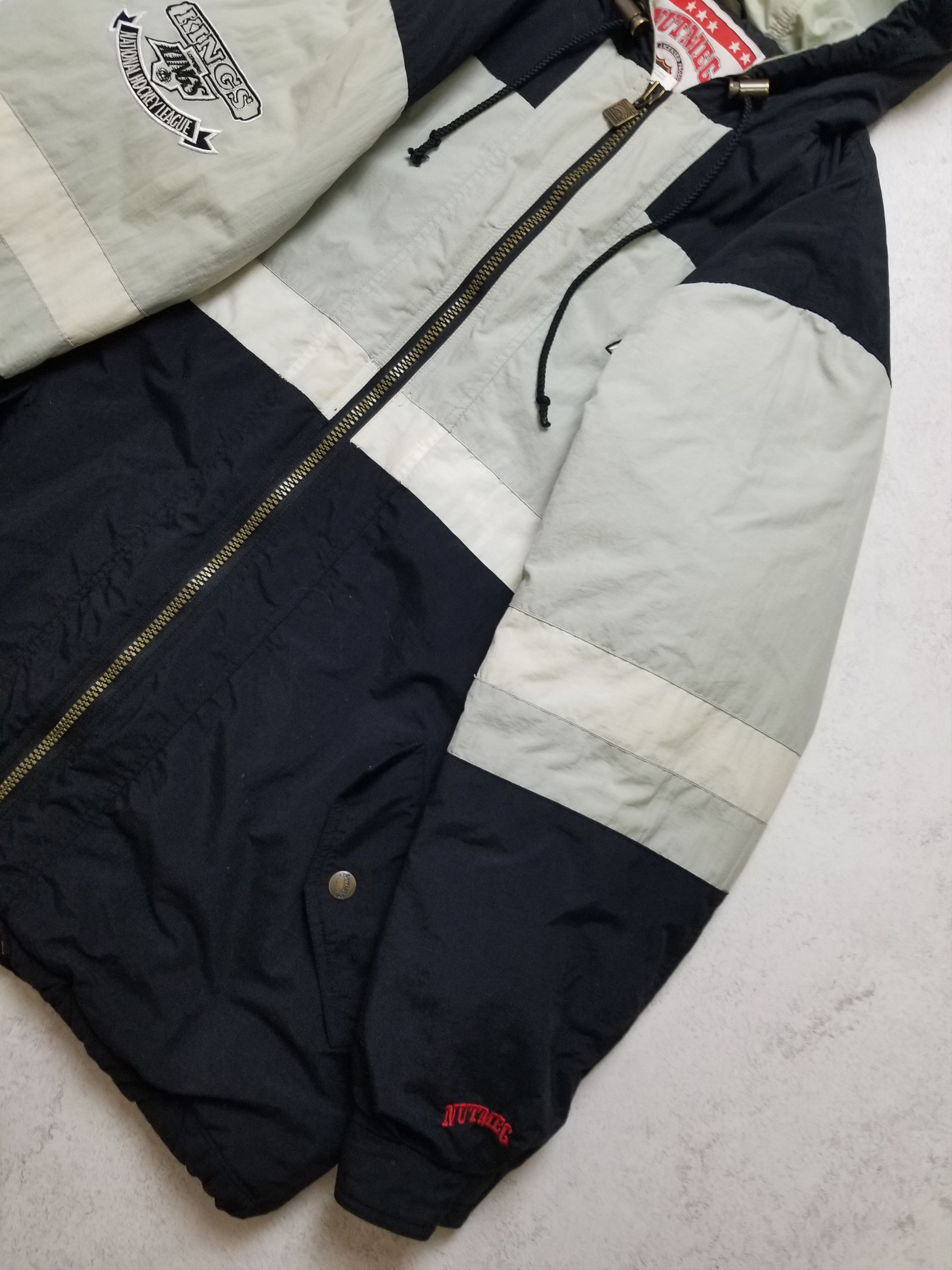 Nutmeg Vintage Los Angeles Kings NHL Nutmeg Insulated Hockey Jacket Size US XL / EU 56 / 4 - 7 Thumbnail