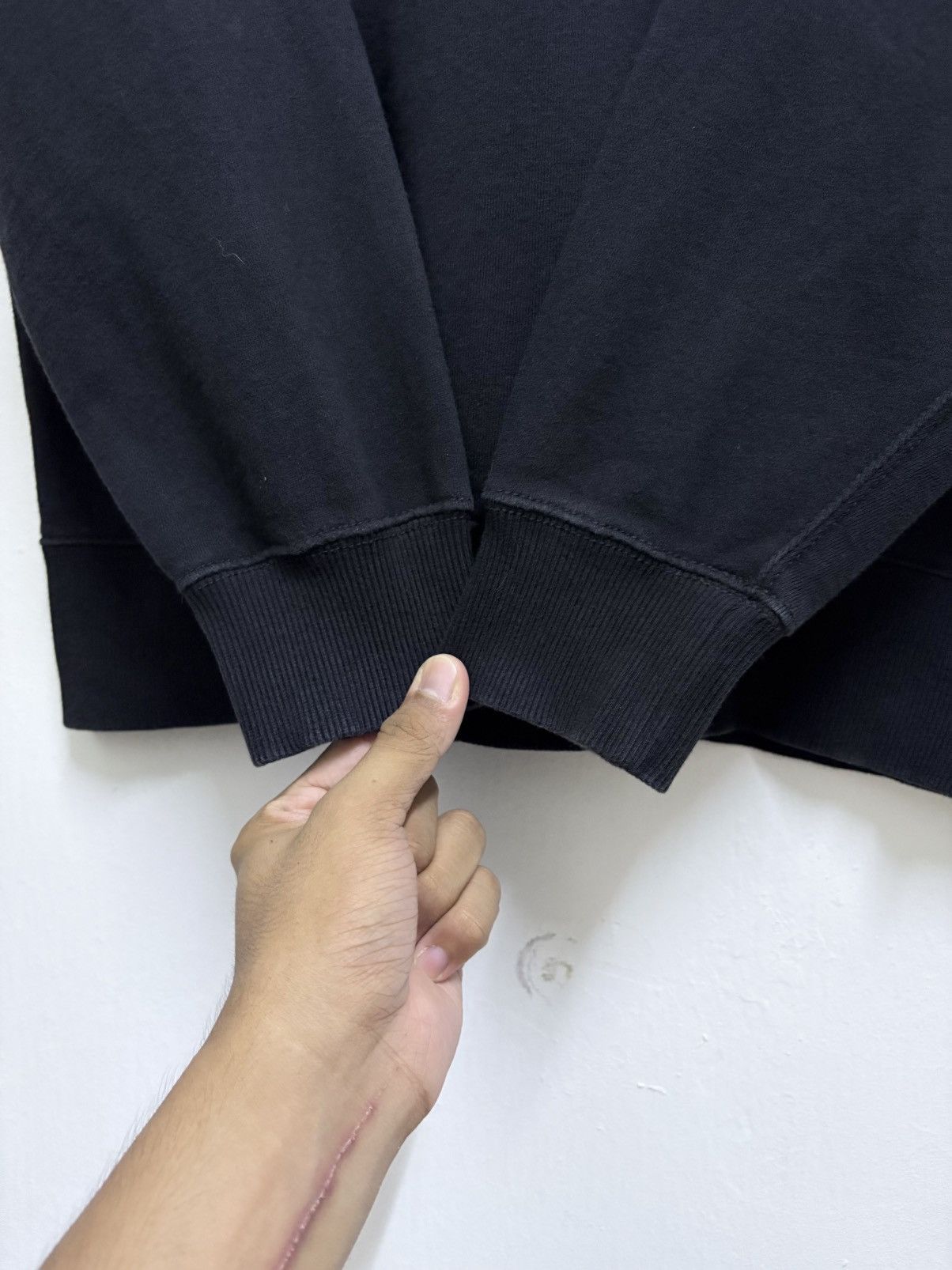 Futura 2000's Uniqlo x Futura Laboratories - Urban Walls Hoodie Size US M / EU 48-50 / 2 - 6 Thumbnail