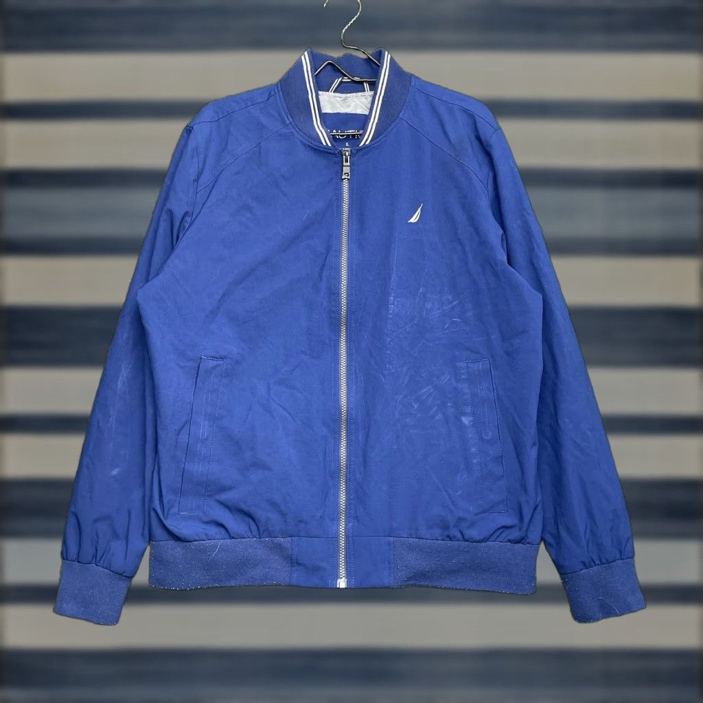 Nautica VINTAGE NAUTICA Windbreaker Jacket Mens L Blue Waterproof Hooded Wind Resistant Outdoor Hiking Weather Size US L / EU 52-54 / 3 - 1 Thumbnail
