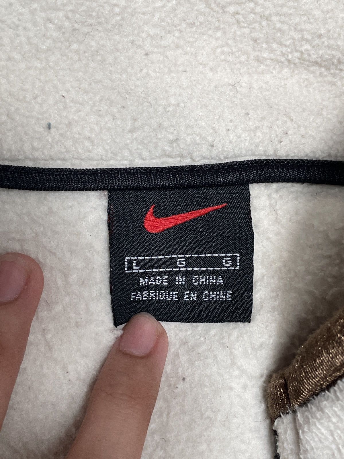 Nike × Vintage Vintage Brand Nike Fleece 2000s Size US L / EU 52-54 / 3 - 7 Thumbnail
