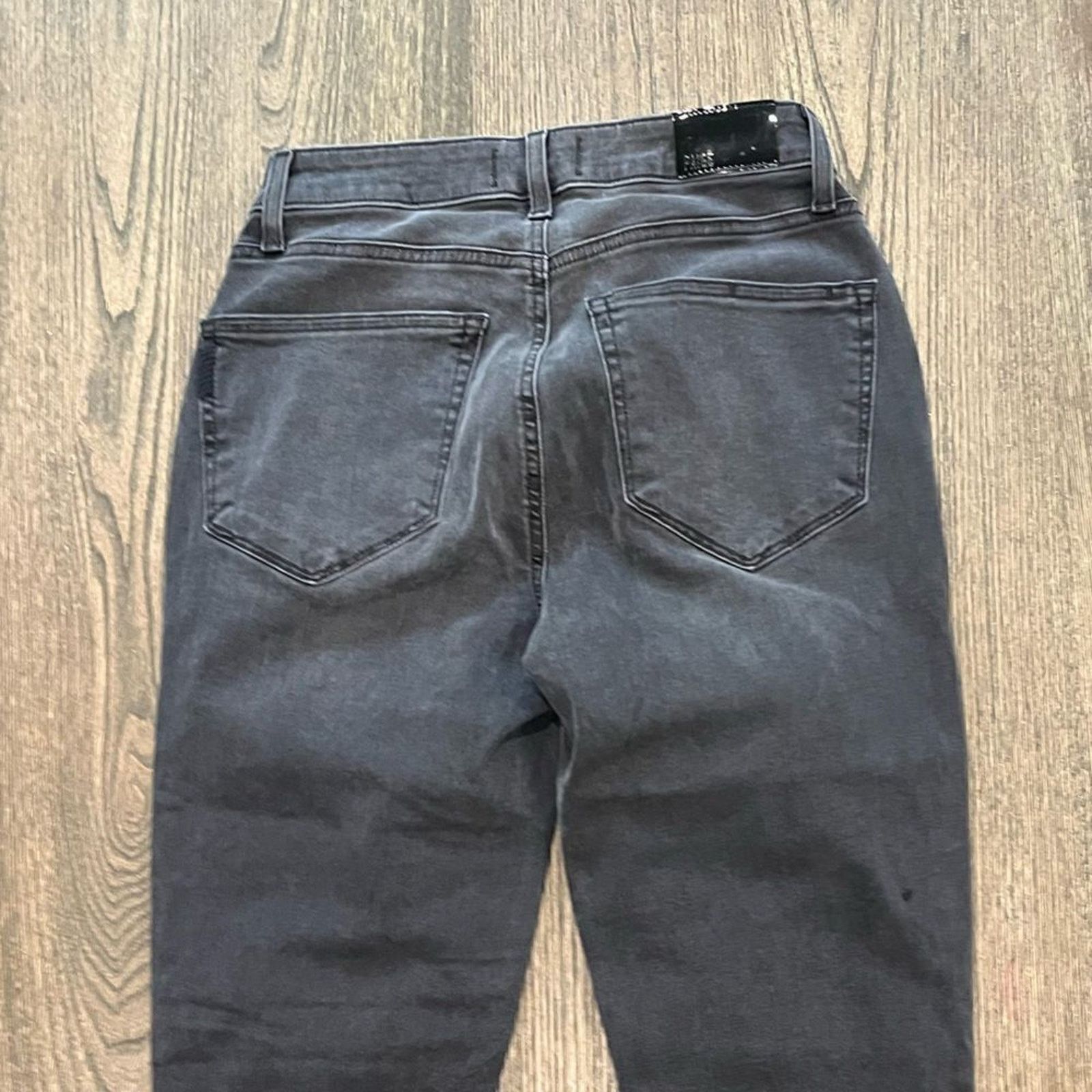 Paige NWT Paige Flaunt Curvy Jeans Bombshell Dark Magnet Size 27 Size 27" / US 4 / IT 40 - 12 Thumbnail
