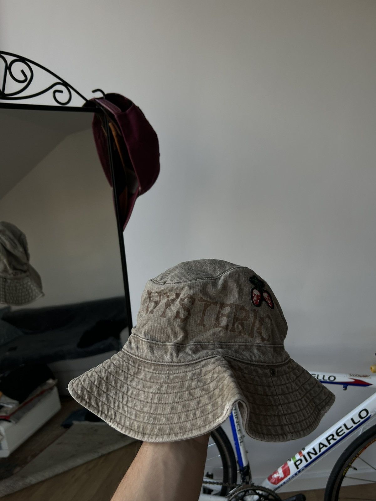 Hysteric Glamour 00’s HYSTERIC GLAMOUR CHERRY BUCKET HAT Y2K Size ONE SIZE - 1 Thumbnail
