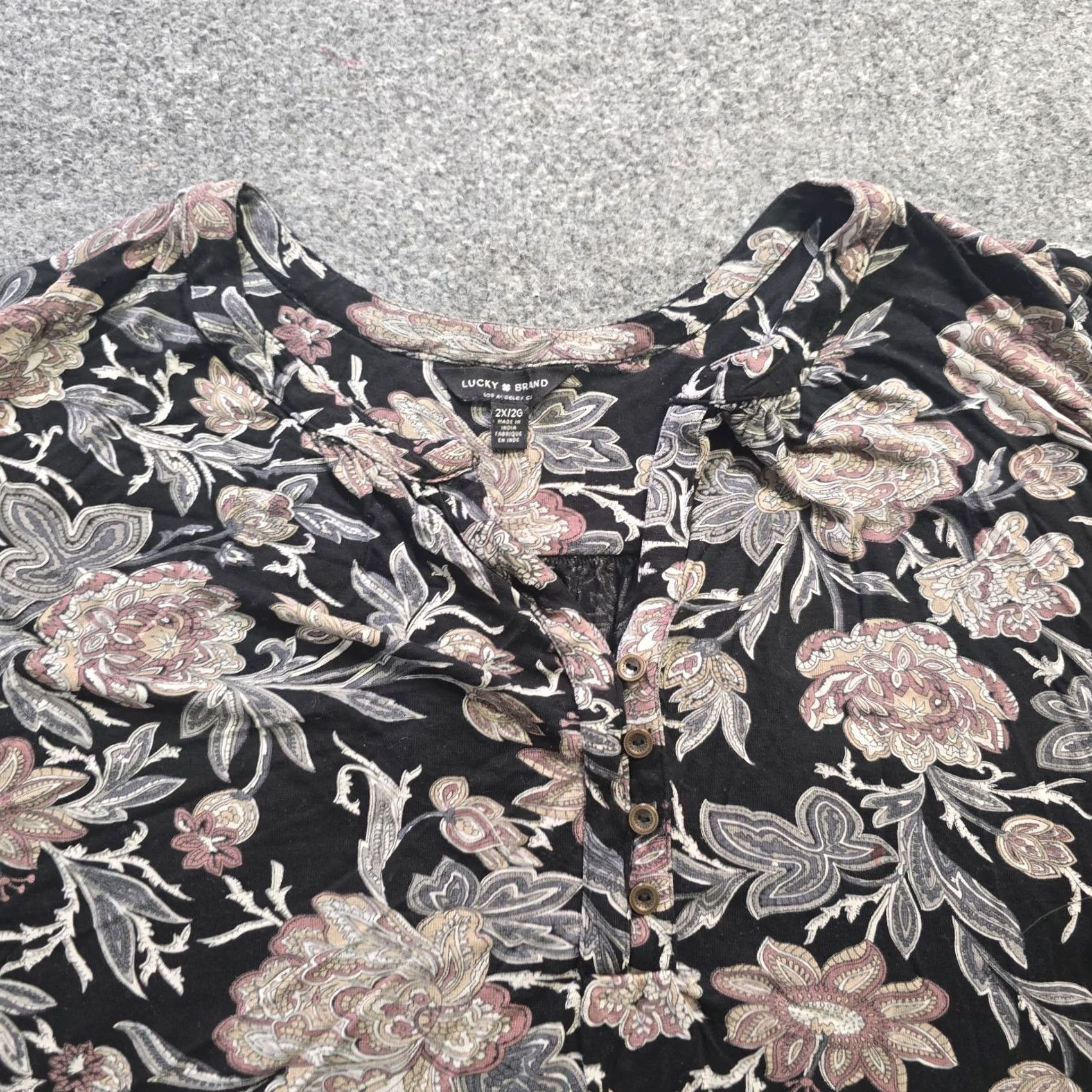 Lucky Brand Lucky Brand Top Women 2X Black White Floral 3/4 Sleeve Boho Casual V-Neck Blouse Size XXL / US 16-18 / IT 52-54 - 2 Thumbnail