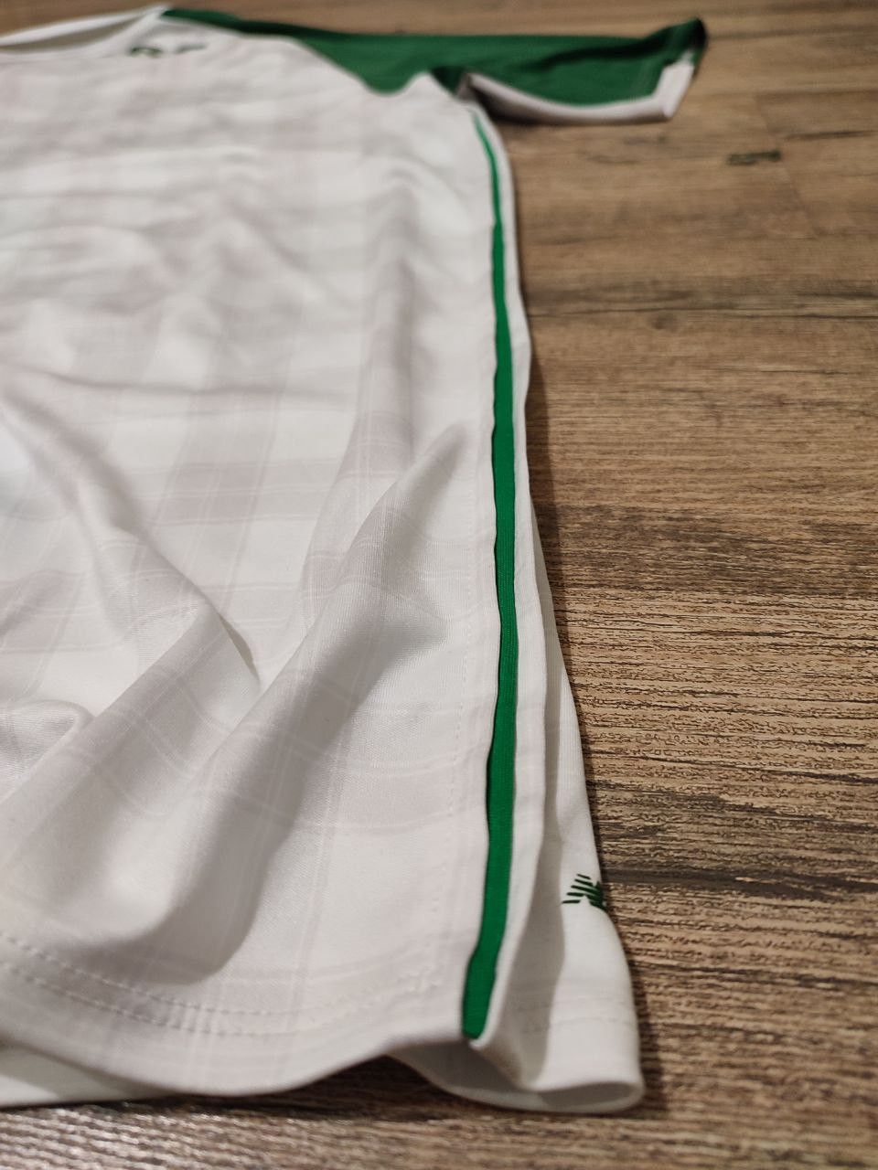 New Balance Soccer Jersey Celtic 2018-19 Away Shirt XL Size Size US XL / EU 56 / 4 - 15 Thumbnail