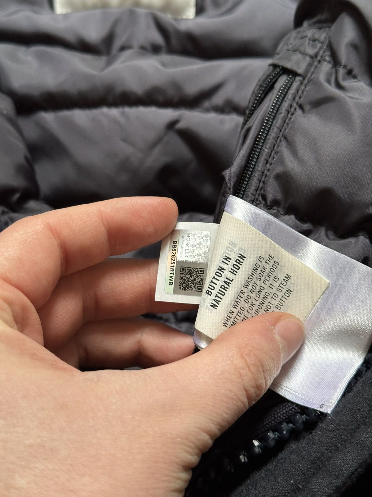 Moncler Moncler Luxury Unisex Wool Puffer Down With Hood Jacket Size L / US 10 / IT 46 - 11 Thumbnail