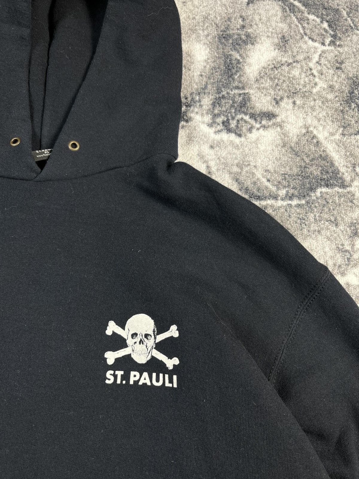 Vintage St Pauli Hoodie Skull💀 Soccer Fans football rare Y2K Size US XL / EU 56 / 4 - 5 Thumbnail