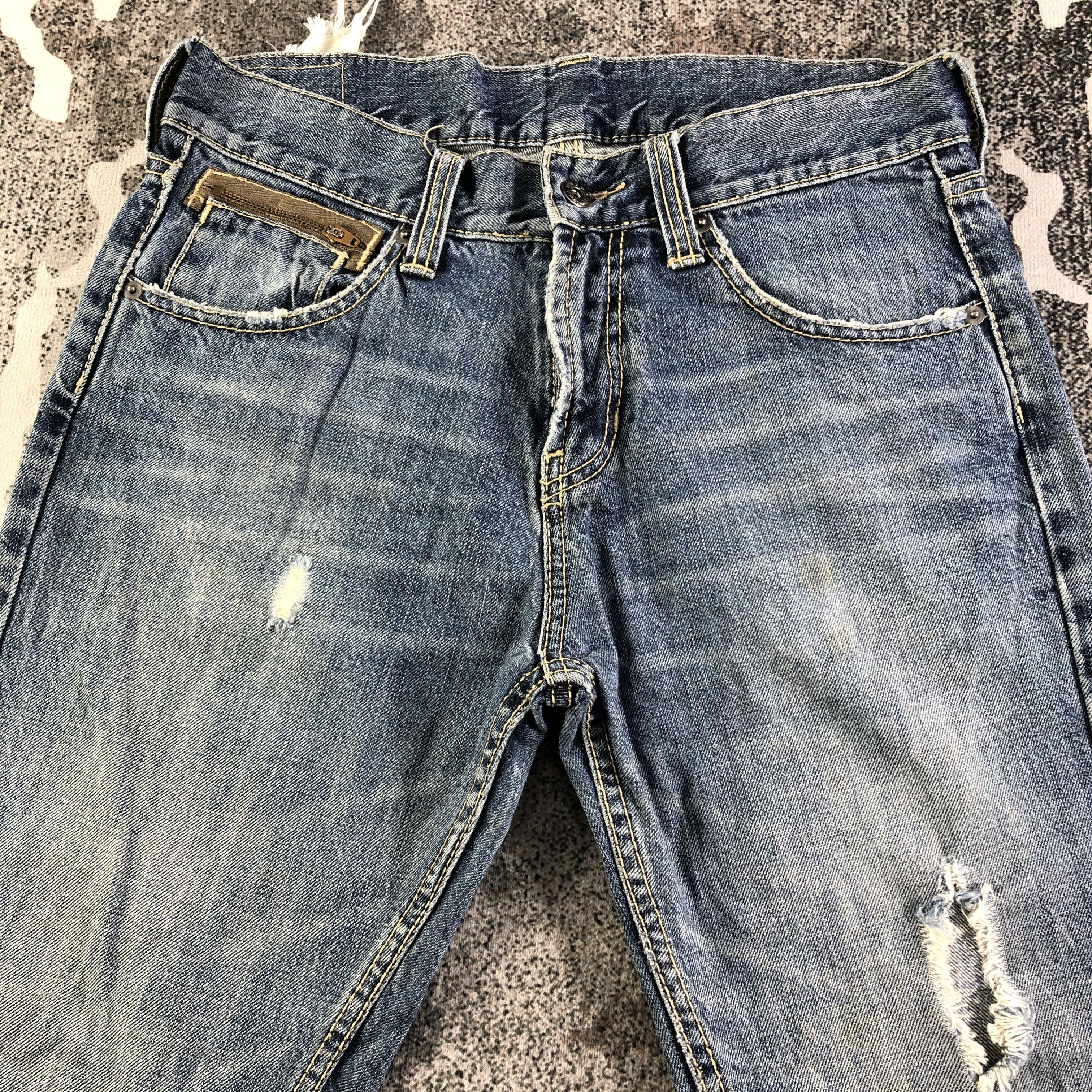 Japanese Brand Japanese Famock Jeans Distressed Denim KJ2497 Size US 31 - 3 Thumbnail