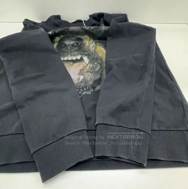 Givenchy Givenchy Classic Dog Print Round Neck Sweatshirt. Size US L / EU 52-54 / 3 - 6 Thumbnail