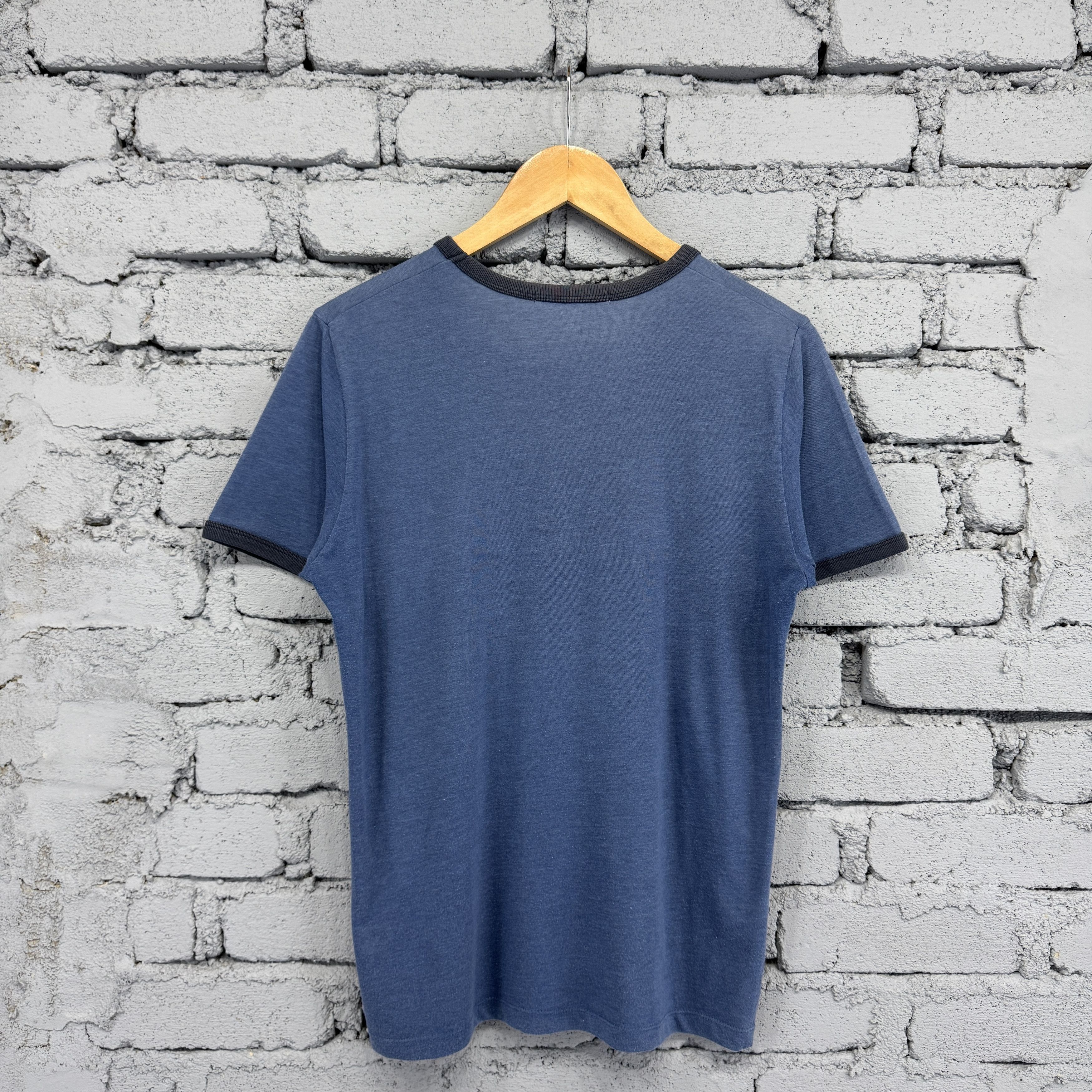Uniqlo Uniqlo Disney Donald Duck Ringer Tshirt Size US S / EU 44-46 / 1 - 2 Thumbnail