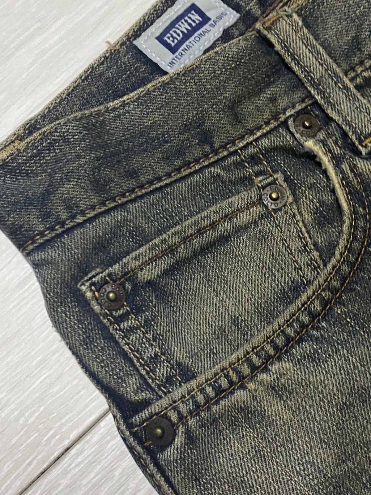 Junya Watanabe Vintage Edwin 404 Mud Wash Distressed Loose Jeans Size US 31 - 11 Thumbnail